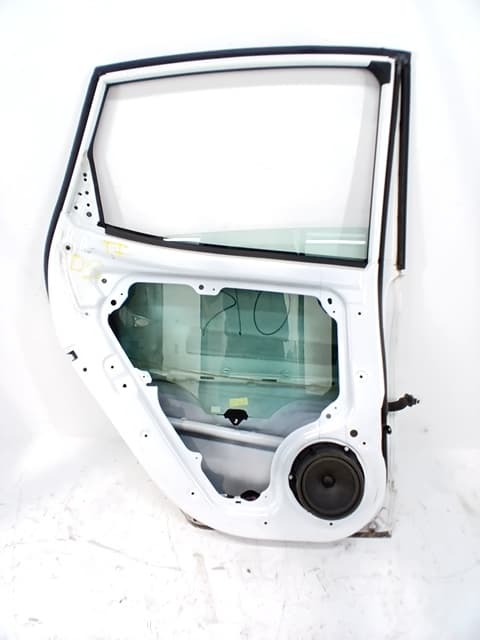Puerta trasera izquierda HYUNDAI IX20 2
