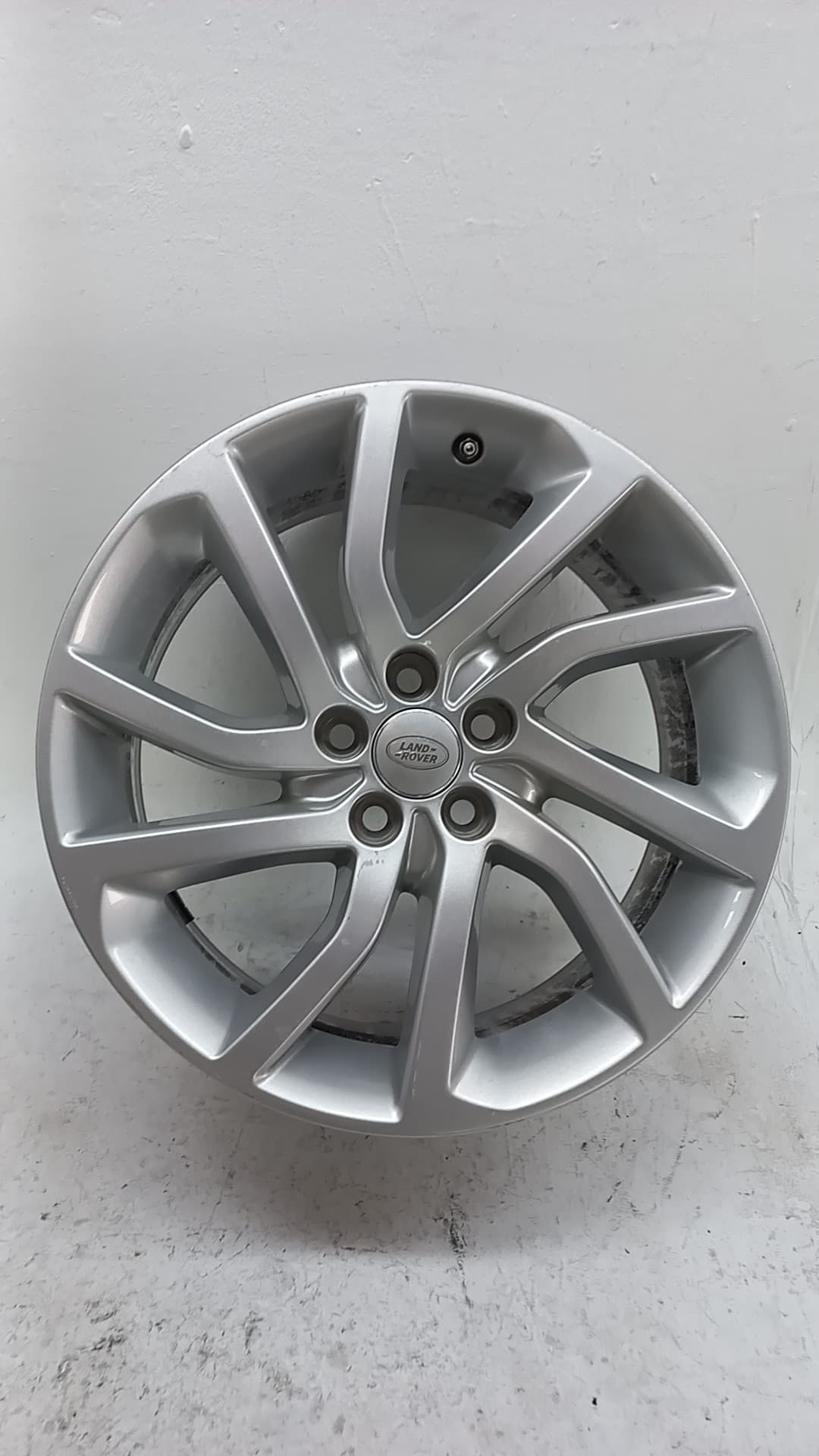 Llanta LAND ROVER DISCOVERY SPORT