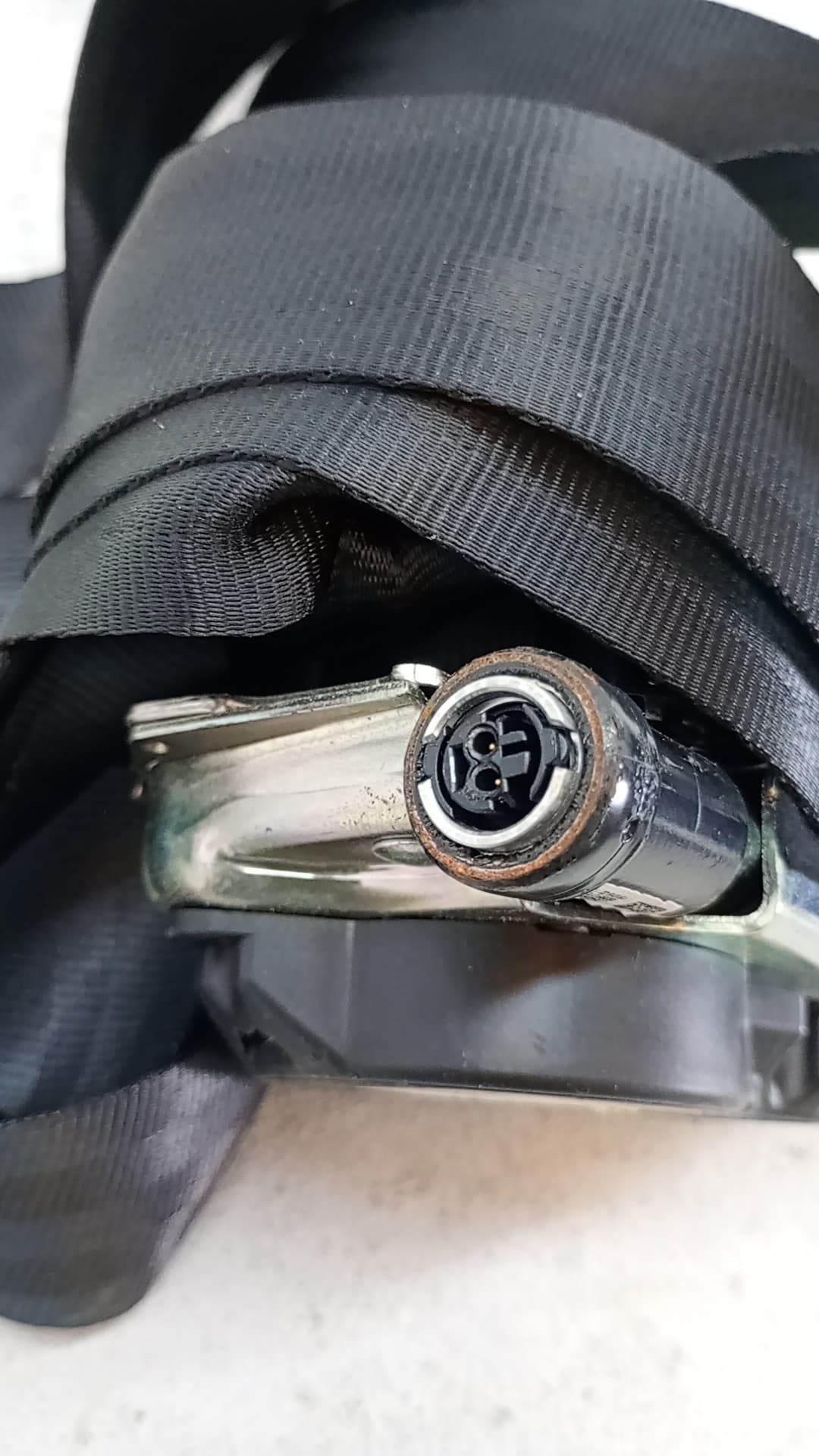 Cinturon seguridad delantero derecho LAND ROVER DISCOVERY SPORT 2