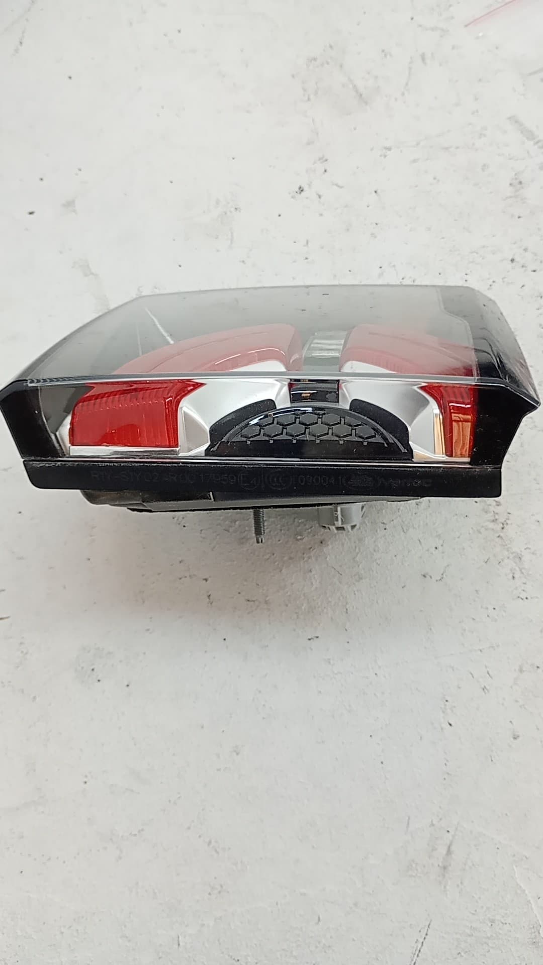 Recambio LAND ROVER DISCOVERY SPORT ref. LR101699 2