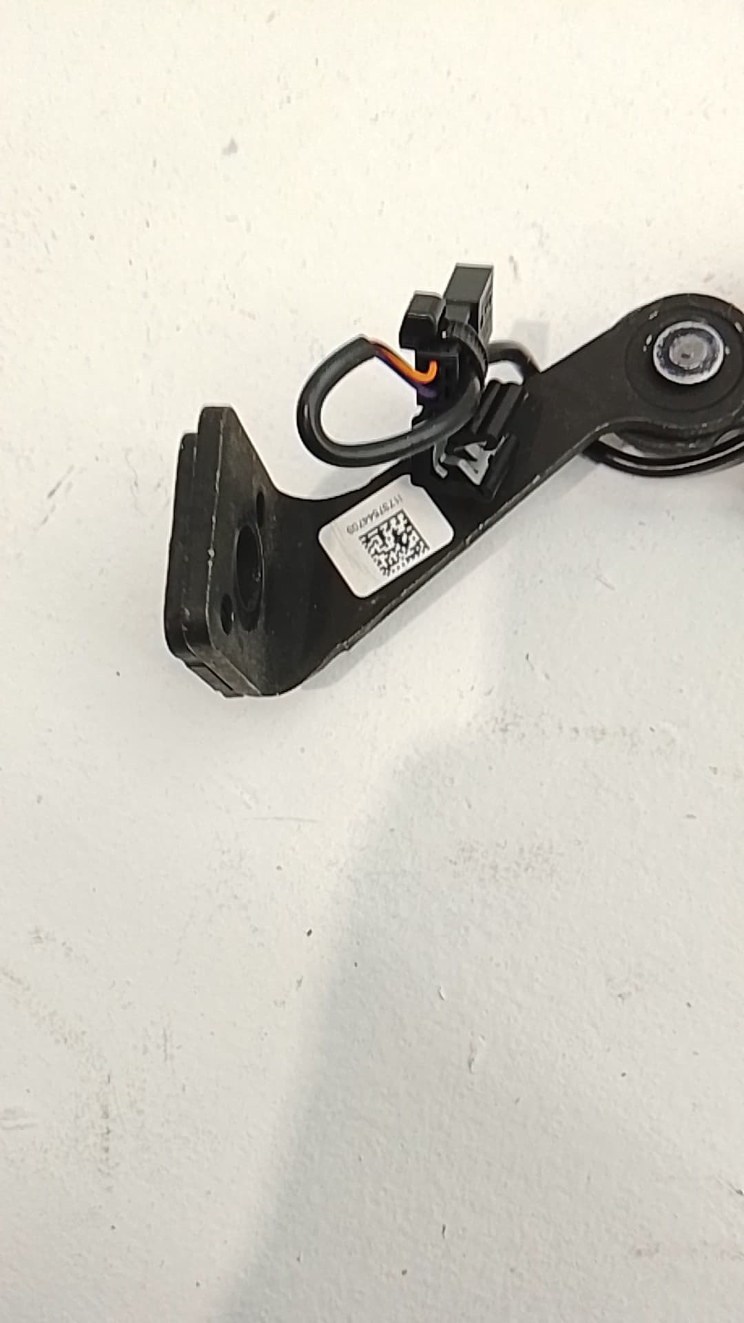 Enganche cinturon trasero izquierdo BMW SERIE 4 GRAN COUPE (F36) 3