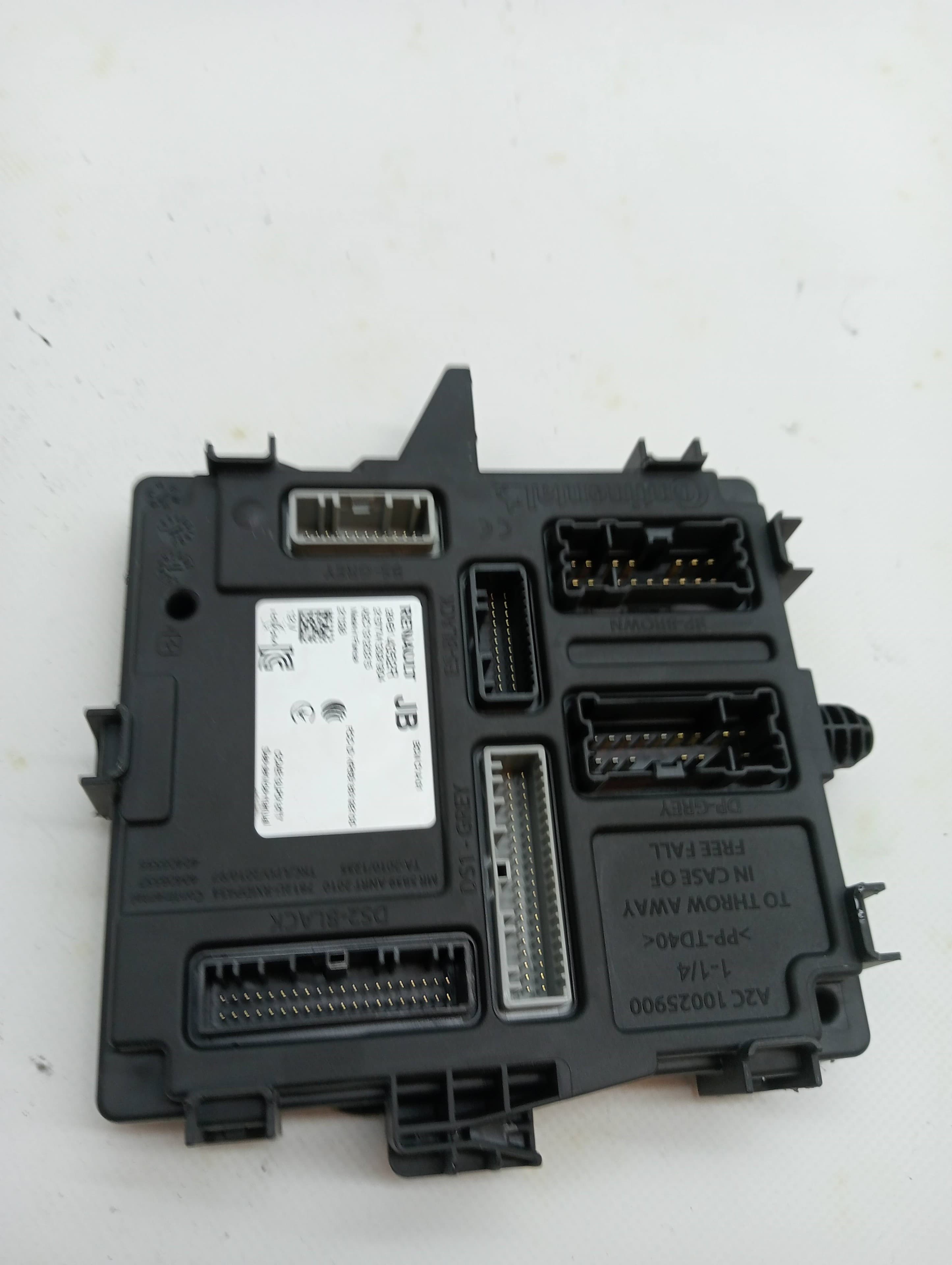Caja precalentamiento RENAULT MEGANE IV GRANDTOUR
