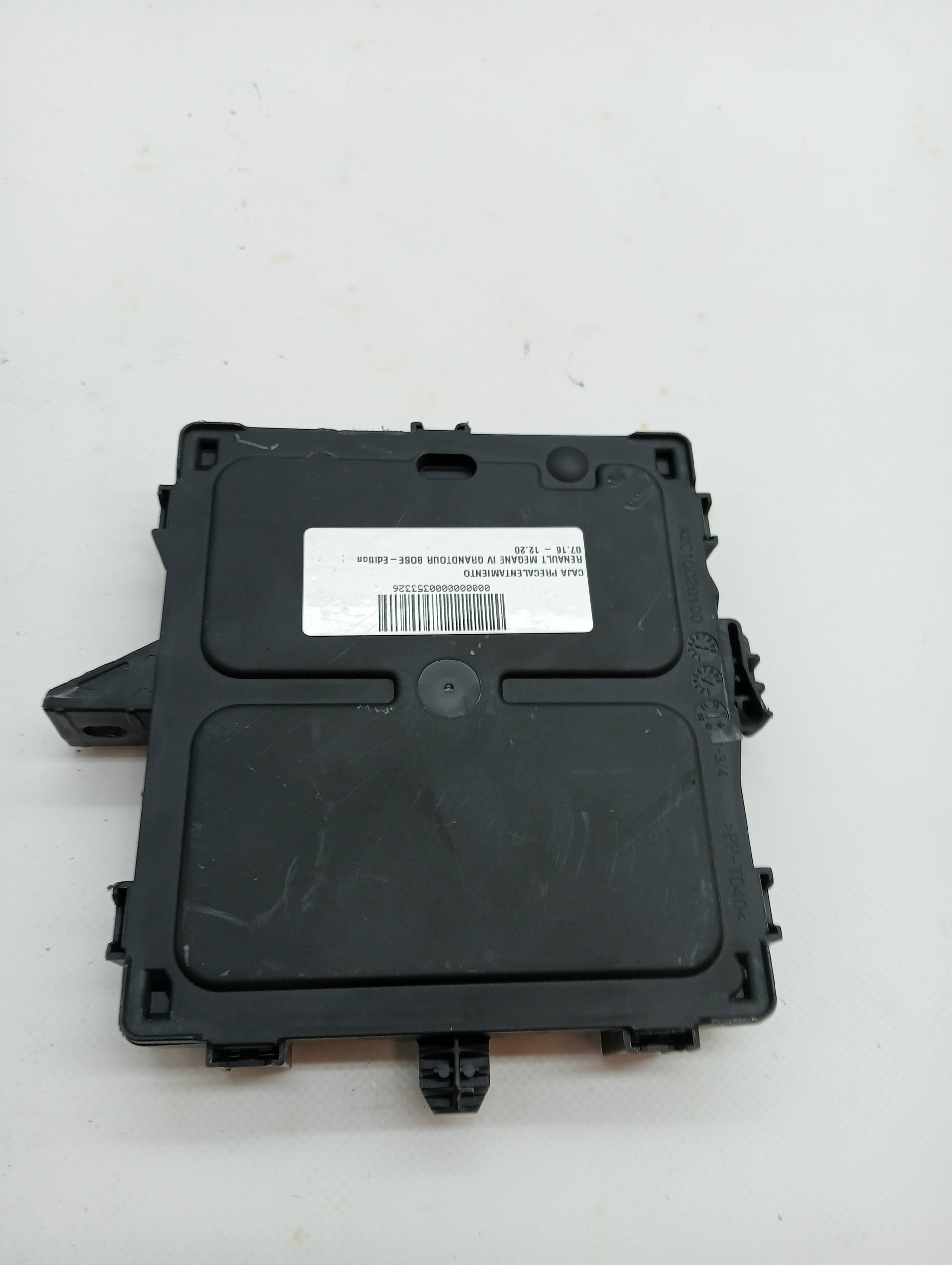 Caja precalentamiento RENAULT MEGANE IV GRANDTOUR 2