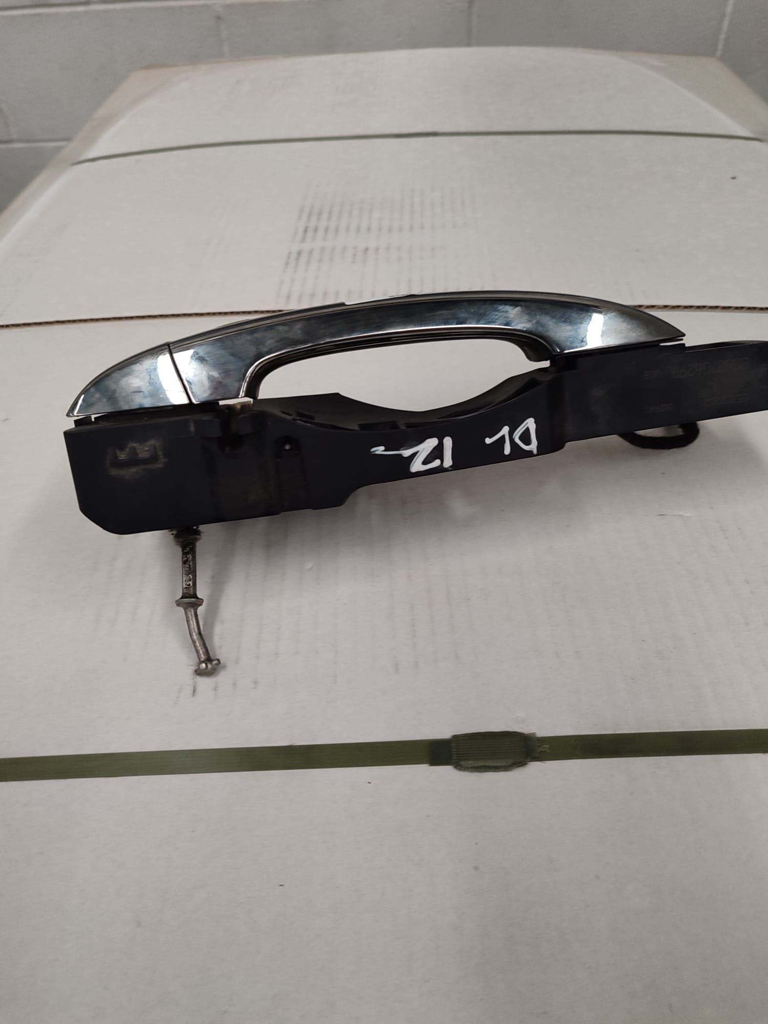 Maneta exterior delantera izquierda RENAULT MEGANE IV GRANDTOUR 2