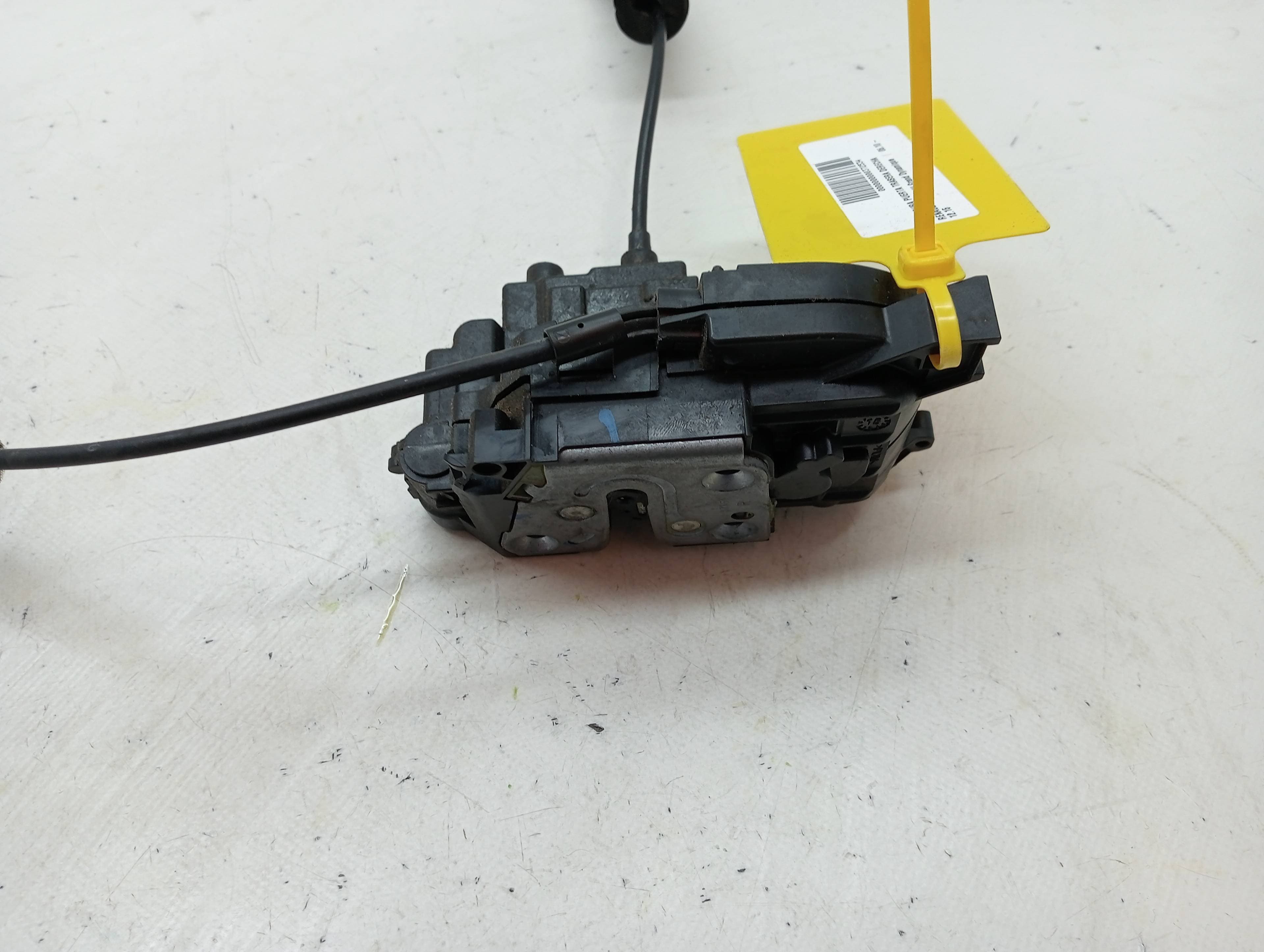 Cerradura puerta trasera derecha RENAULT SCENIC III 4