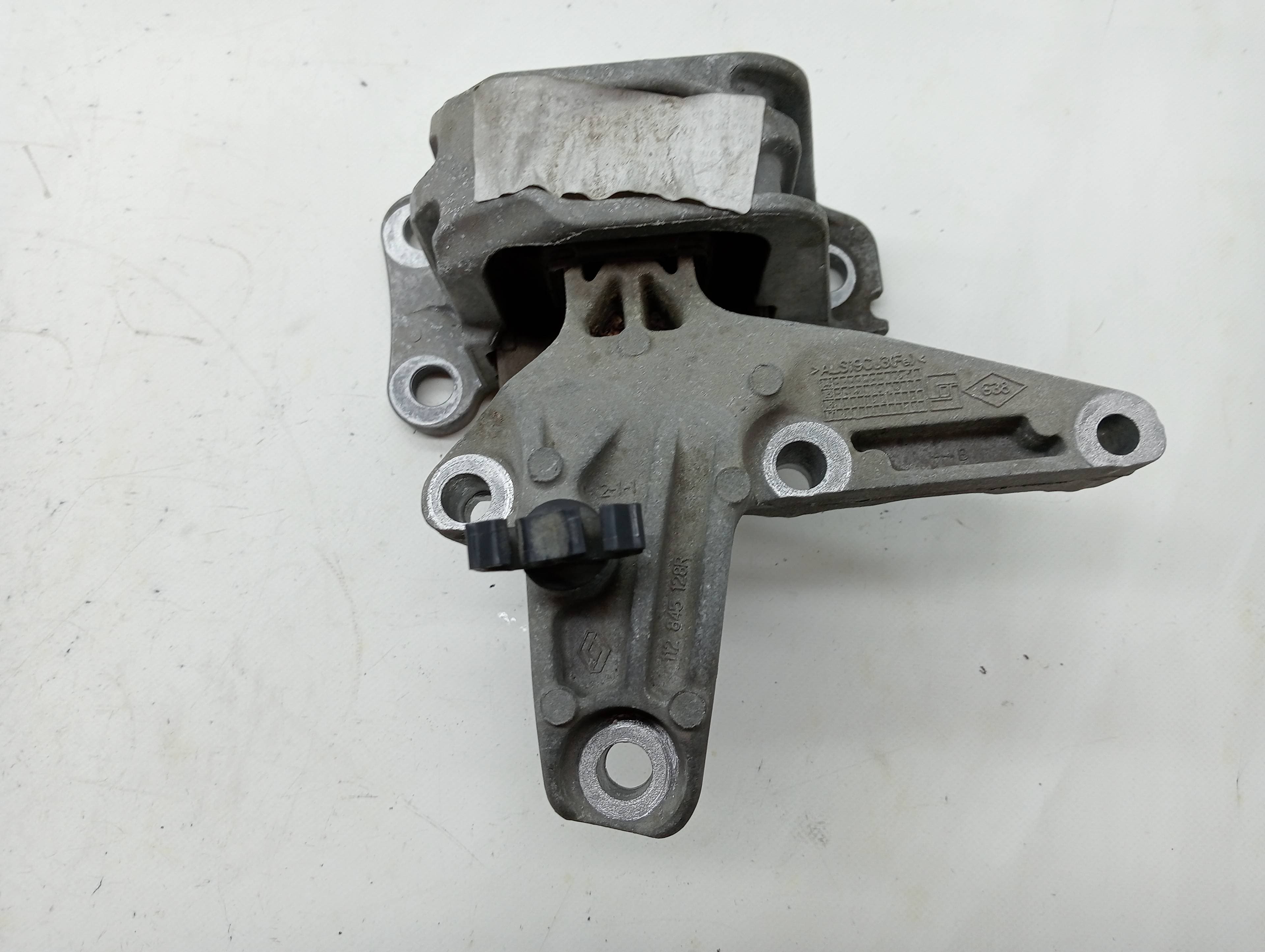 Soporte motor RENAULT SCENIC III 3