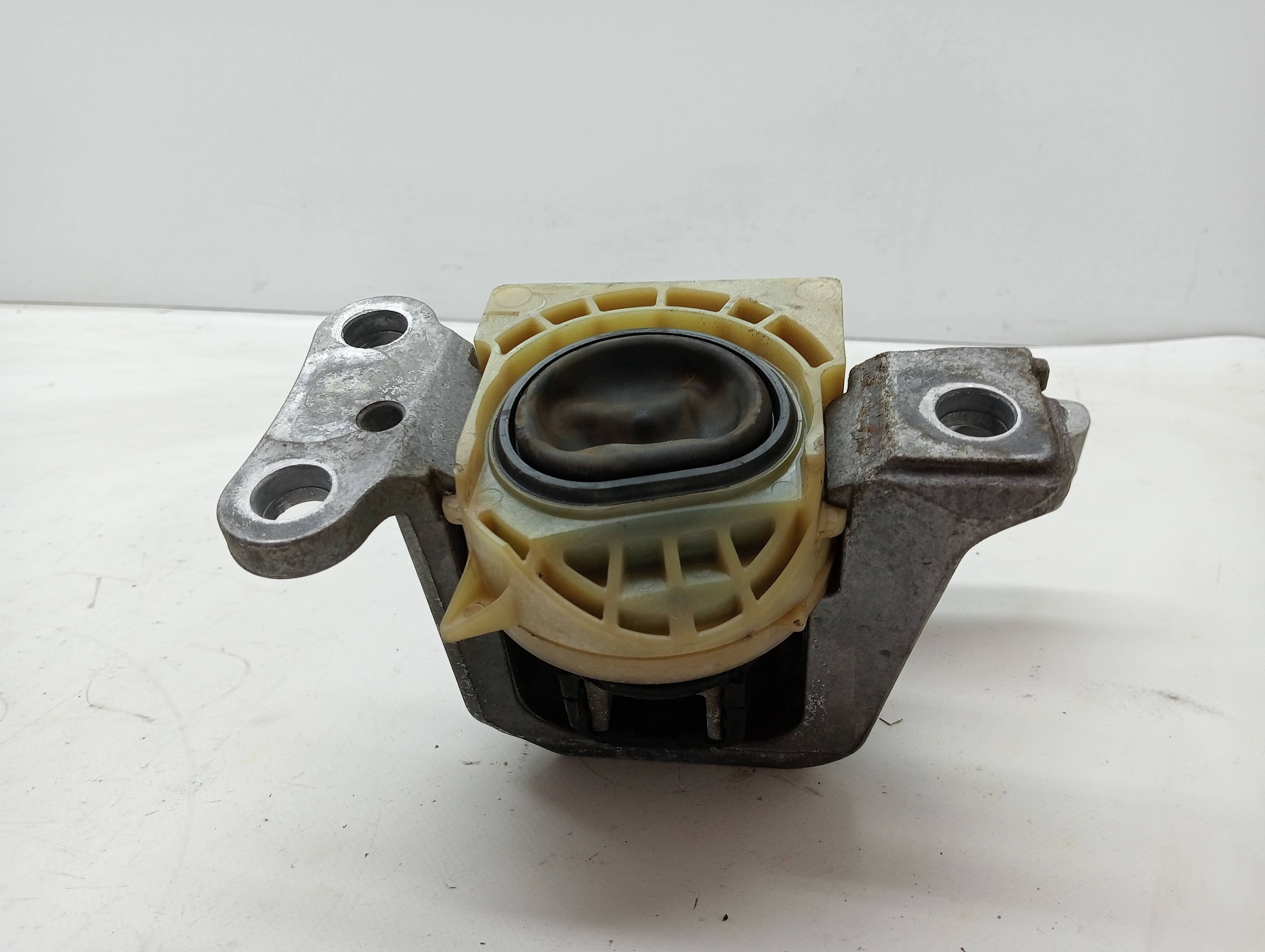 Soporte motor RENAULT SCENIC III 2
