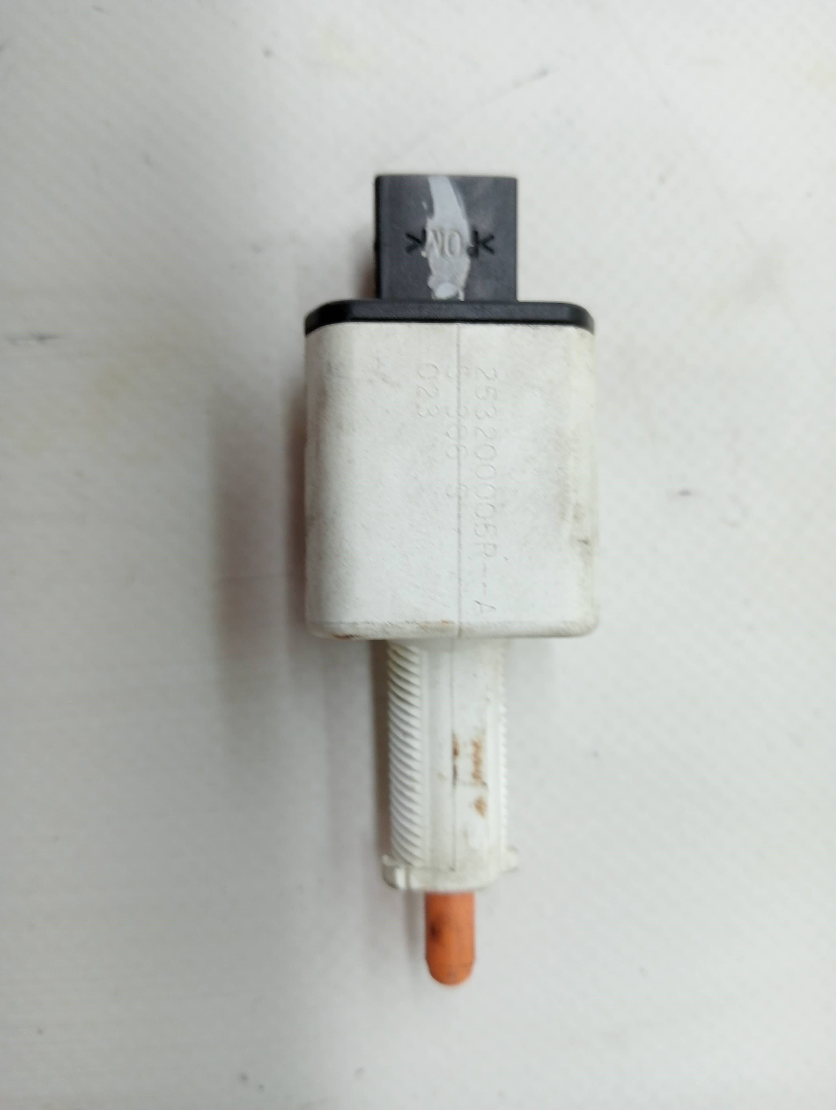 Sensor RENAULT SCENIC III 2