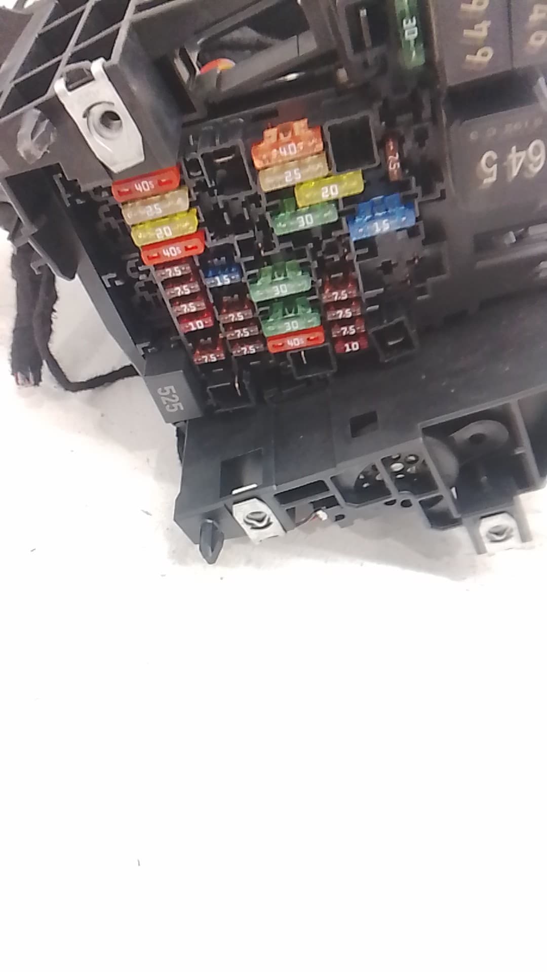 Caja fusibles VOLKSWAGEN TIGUAN 5