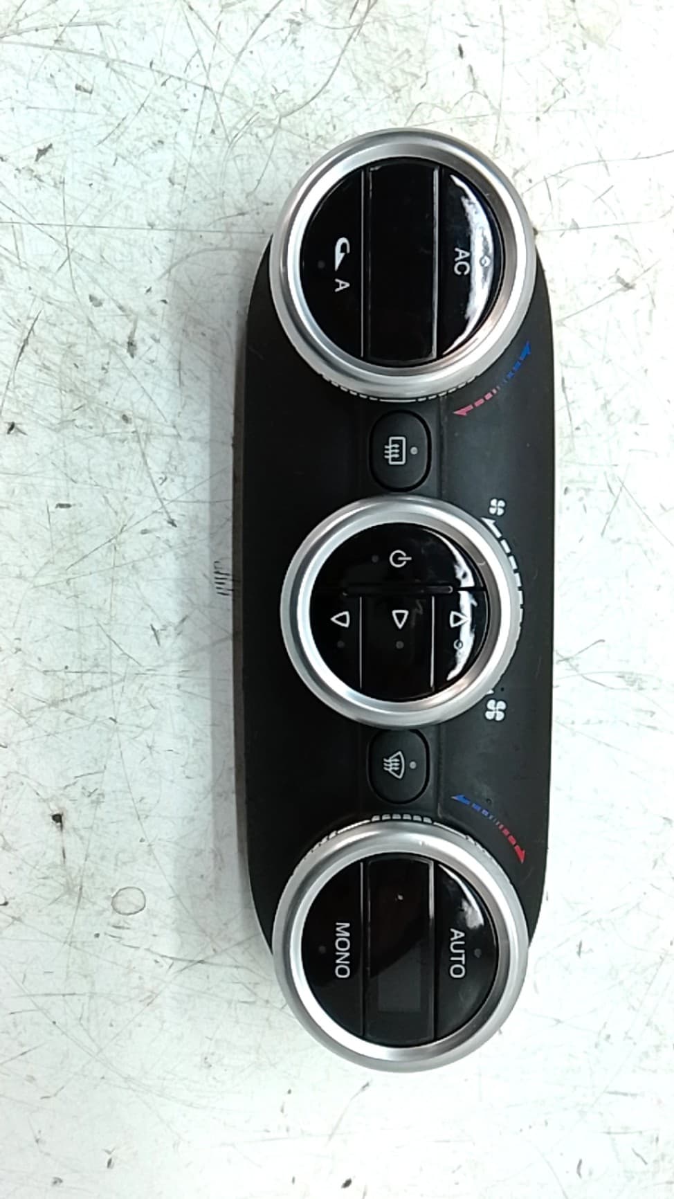 Mando climatizador ALFA ROMEO GIULIETTA (191)