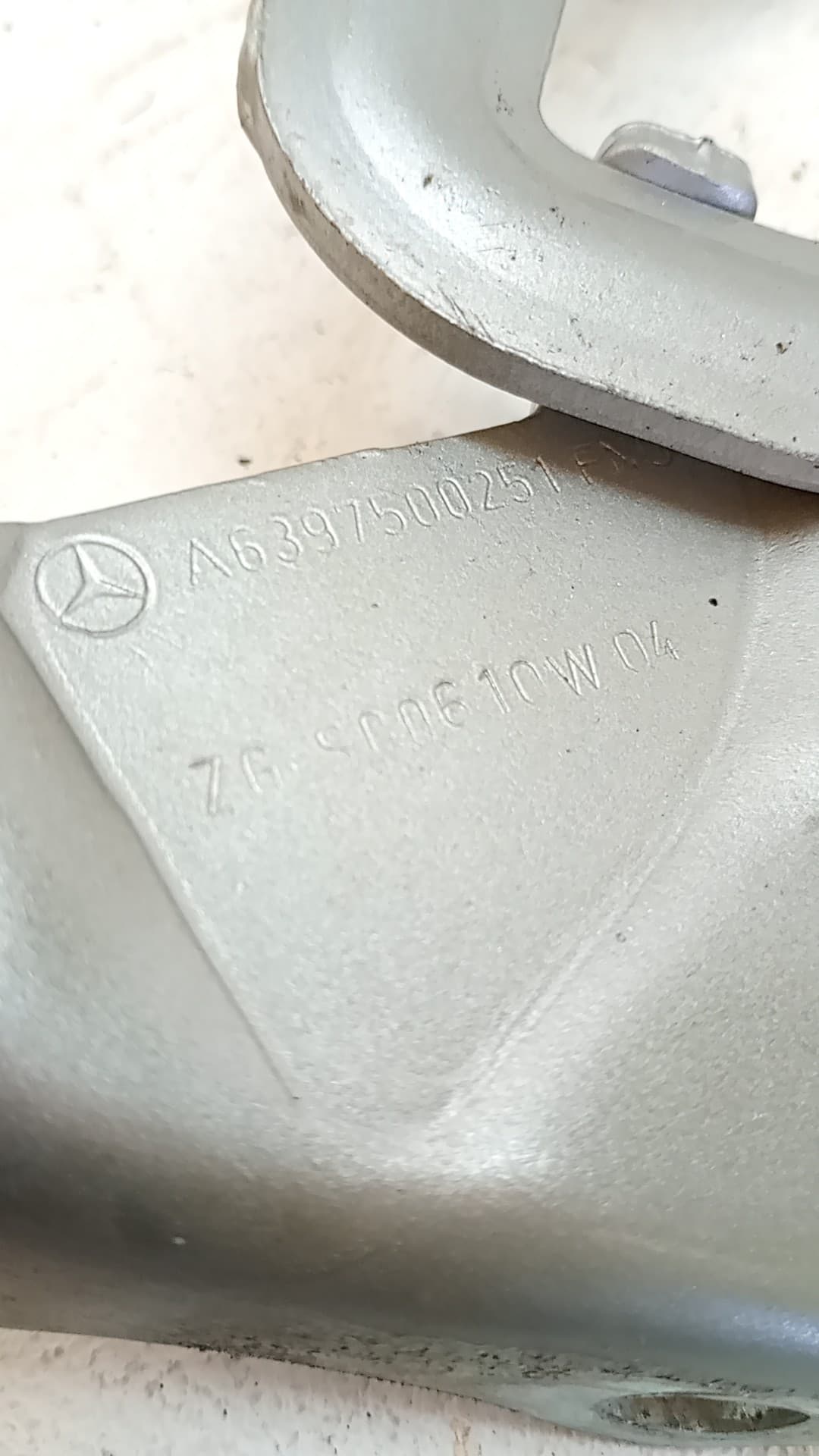 Recambio MERCEDES-BENZ VITO (W639) BASIC, COMBI ref. A6397500251 2