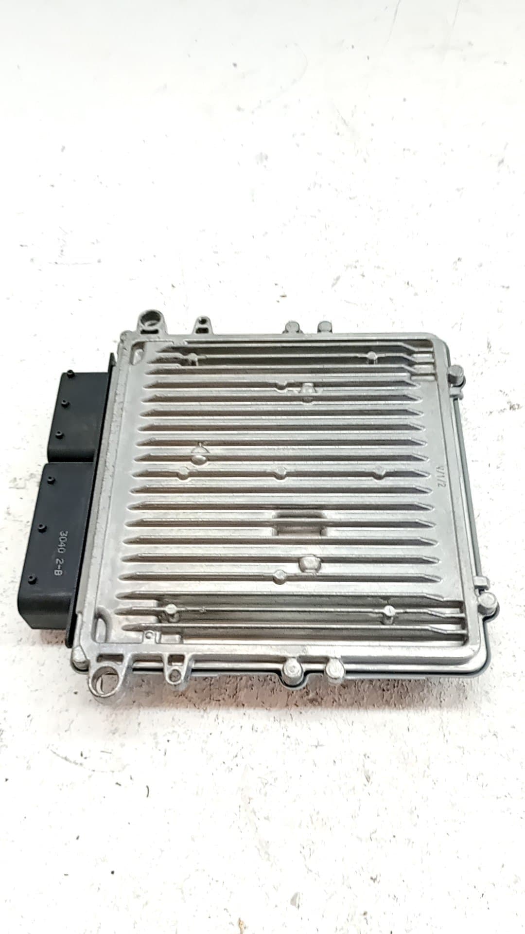 Centralita motor uce MERCEDES-BENZ VITO (W639) BASIC, COMBI 2