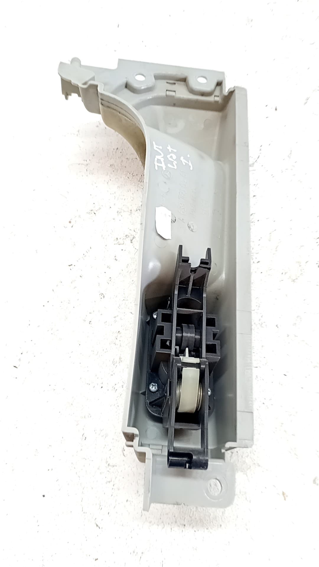 Maneta interior lateral izquierda MERCEDES-BENZ VITO (W639) BASIC, COMBI 3