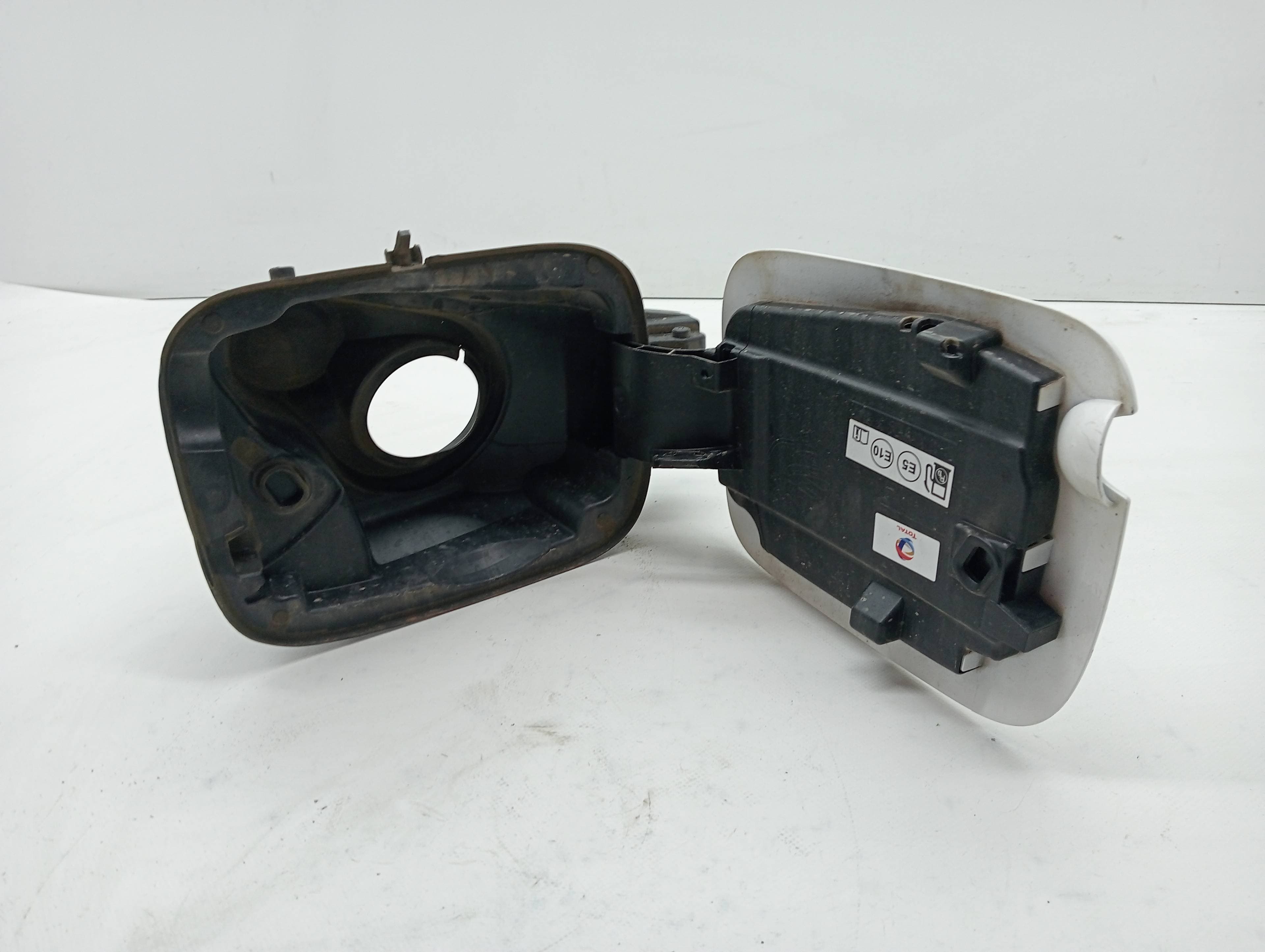 Tapa exterior combustible CITROEN C3 4