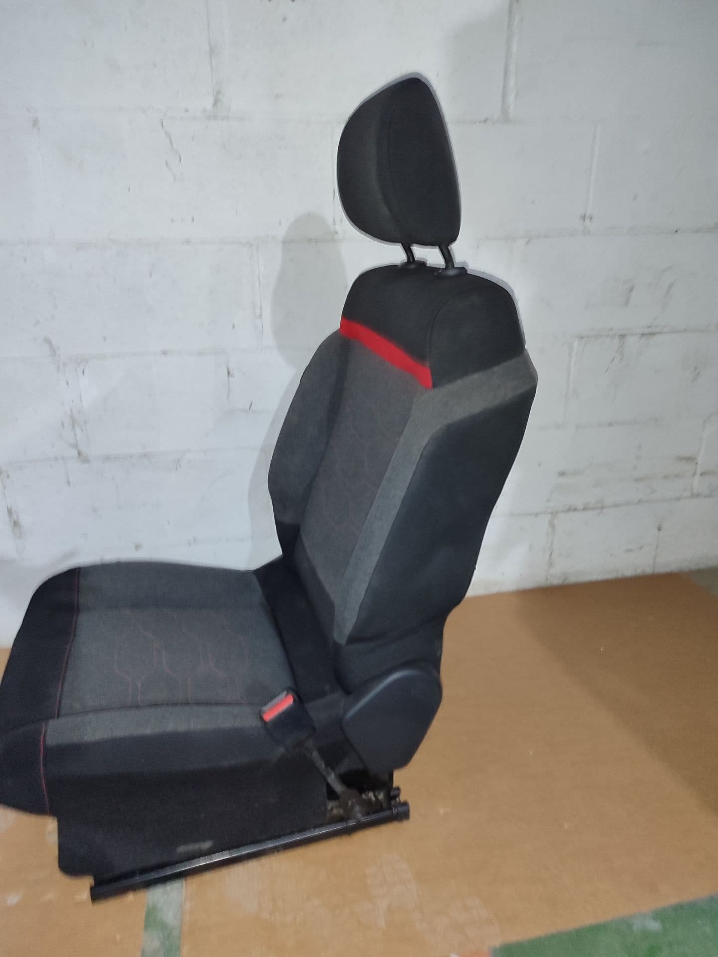 Asiento delantero derecho CITROEN C3 2