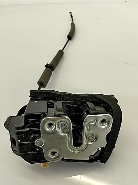 Cerradura puerta delantera derecha OMODA C5 2