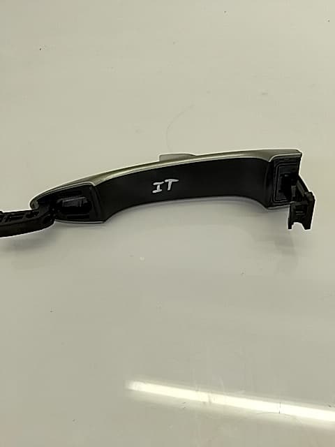 Maneta exterior lateral izquierda OMODA C5 2