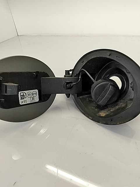 Tapa exterior combustible OMODA C5 3