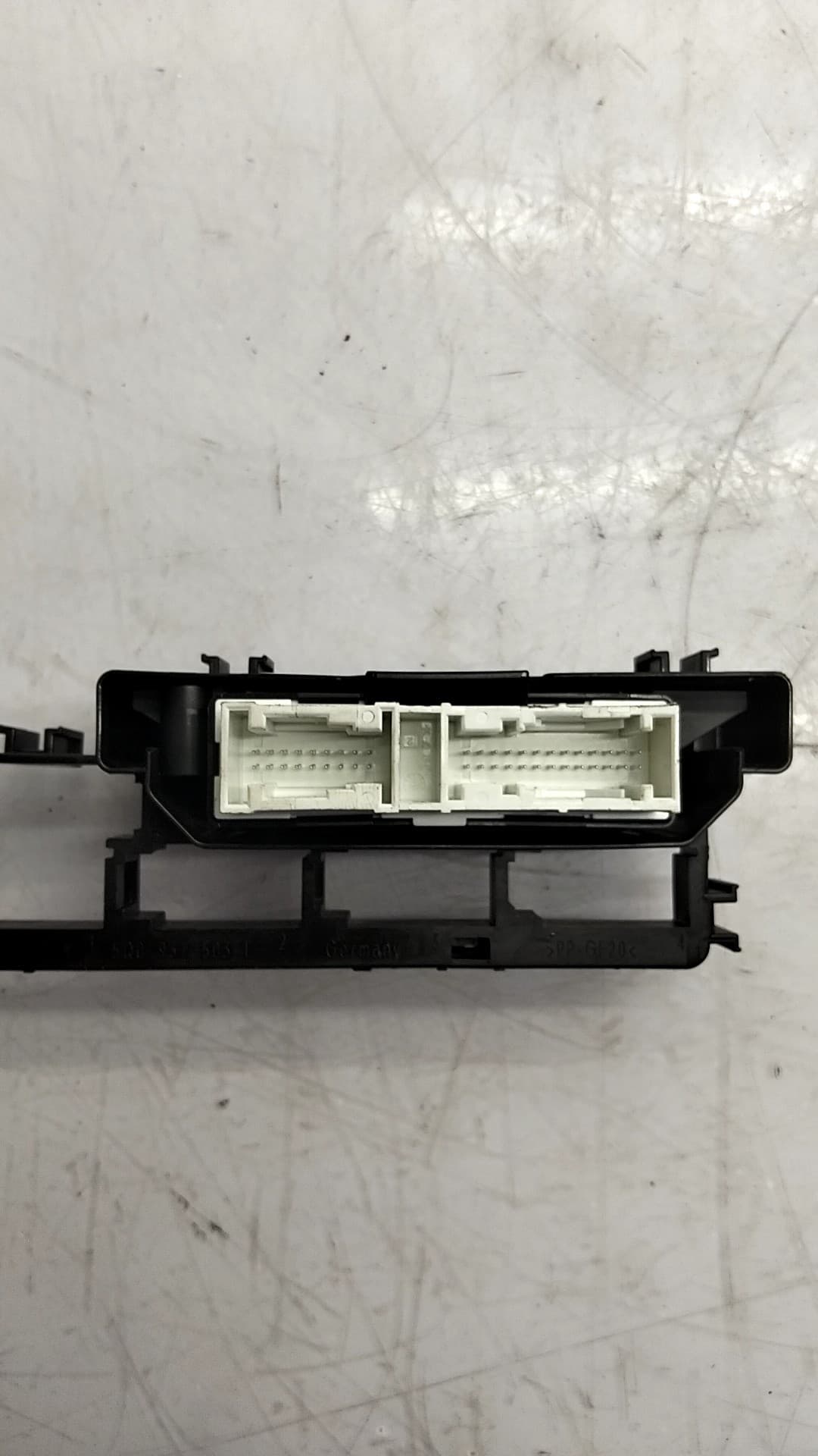 Caja fusibles VOLKSWAGEN GOLF VII LIM