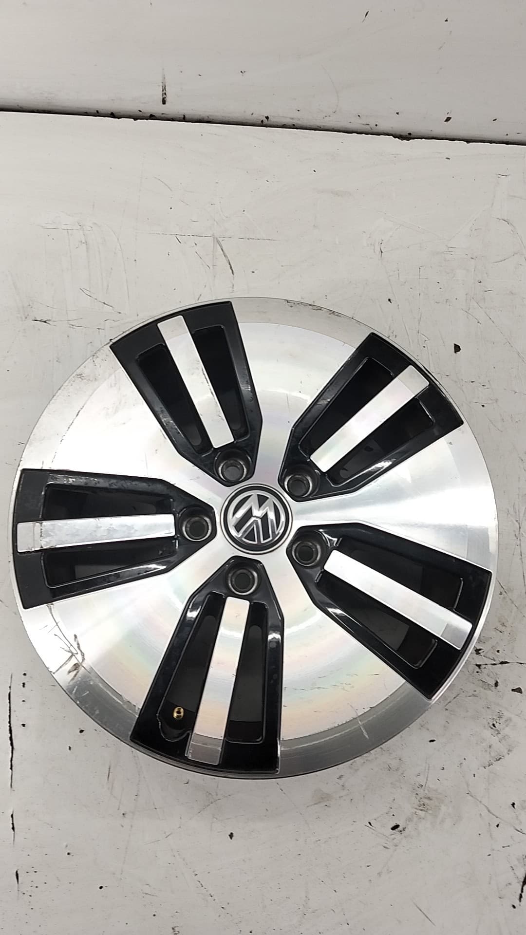 Llanta VOLKSWAGEN GOLF VII LIM