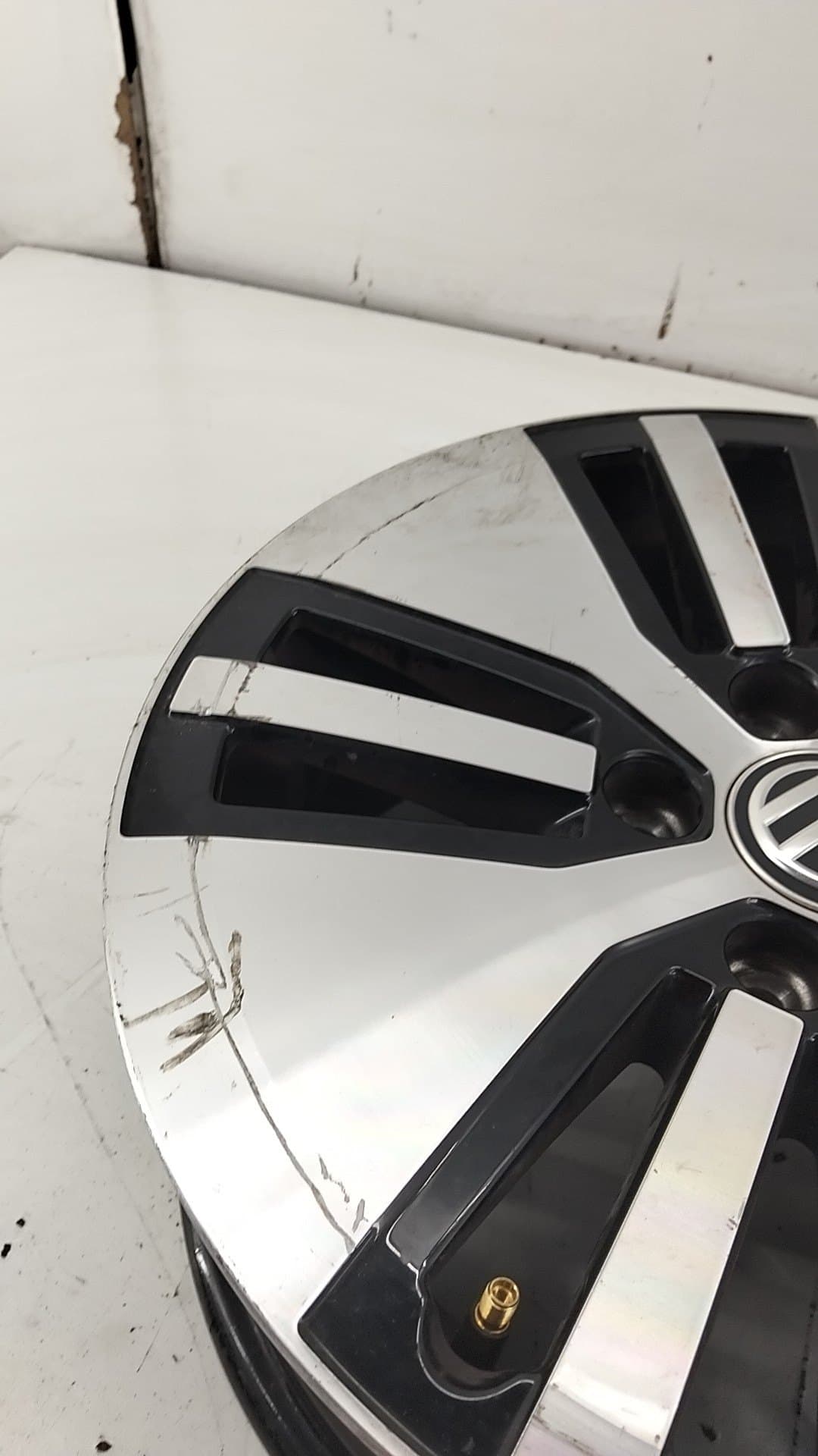 Llanta VOLKSWAGEN GOLF VII LIM 4