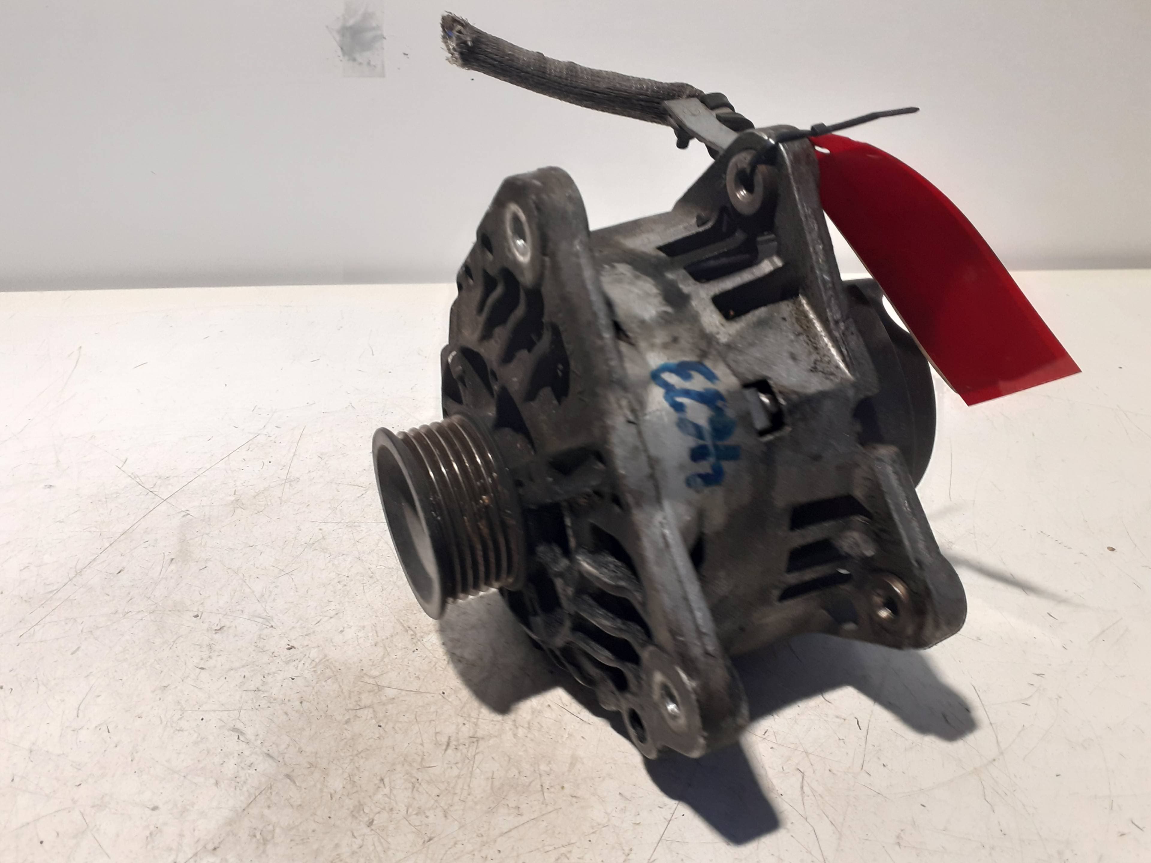 Alternador SEAT IBIZA (6L1) 4