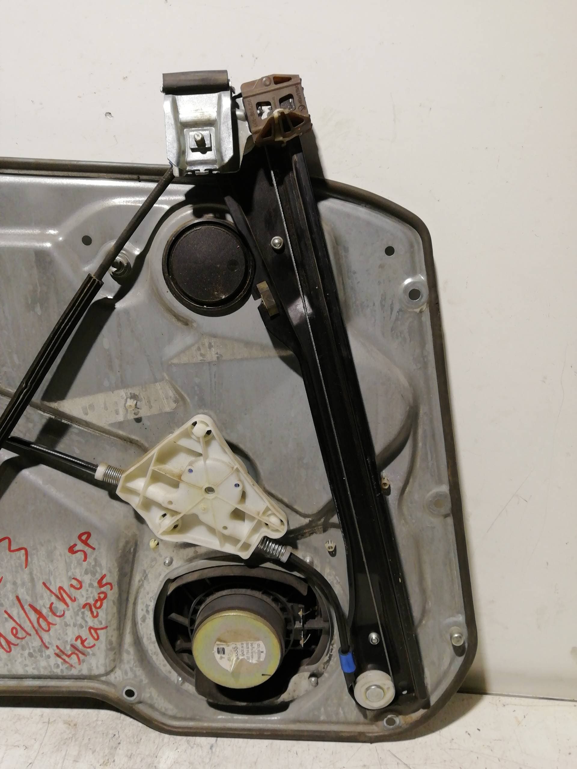 Elevalunas delantero derecho SEAT IBIZA (6L1) 2