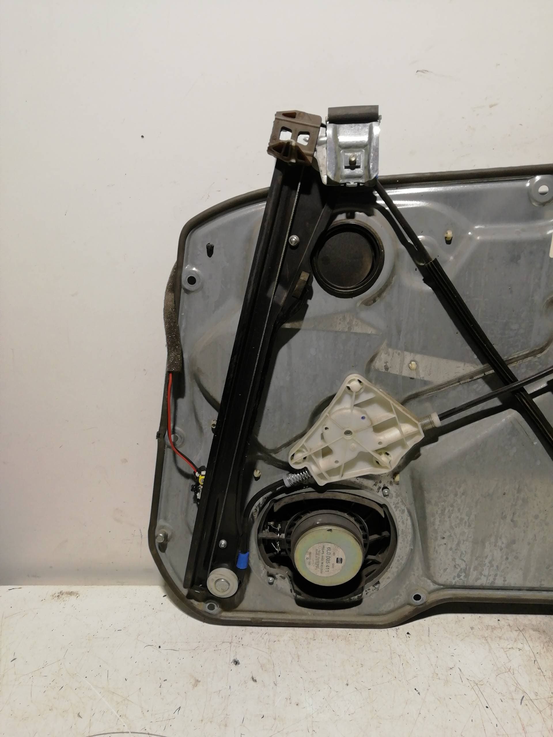 Elevalunas delantero izquierdo SEAT IBIZA (6L1) 3