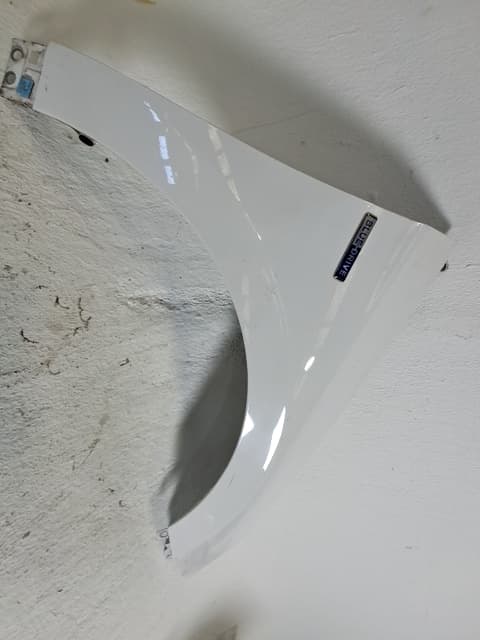 Aleta delantera derecha HYUNDAI IONIQ 3