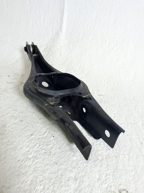 Brazo suspension inferior trasero derecho HYUNDAI IONIQ 2