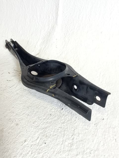 Brazo suspension inferior trasero izquierdo HYUNDAI IONIQ 2