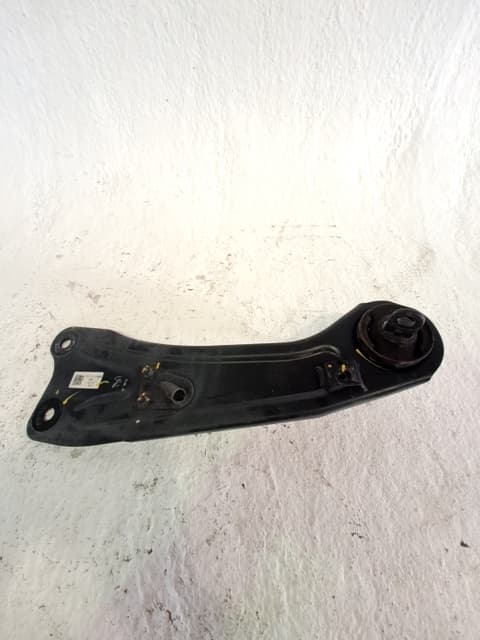 Brazo suspension inferior trasero derecho HYUNDAI IONIQ 3