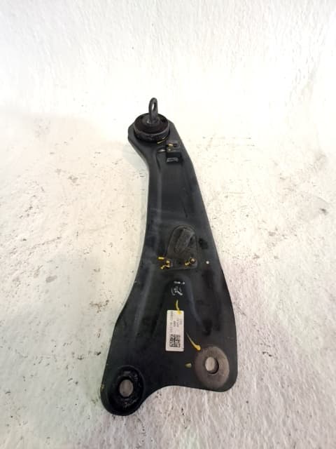 Brazo suspension inferior trasero derecho HYUNDAI IONIQ 2