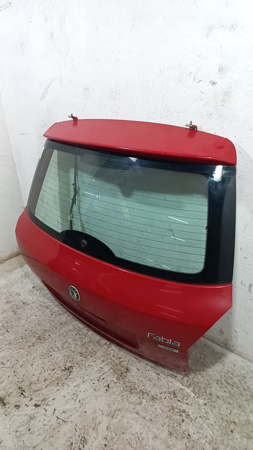Porton trasero SKODA FABIA (5J2 ) 4
