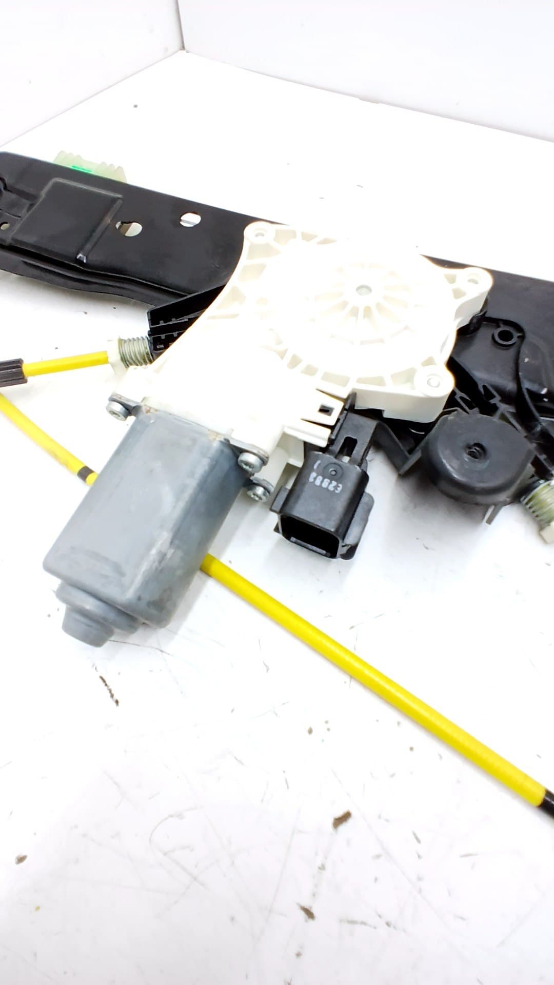 Elevalunas trasero izquierdo LAND ROVER RANGE ROVER 3