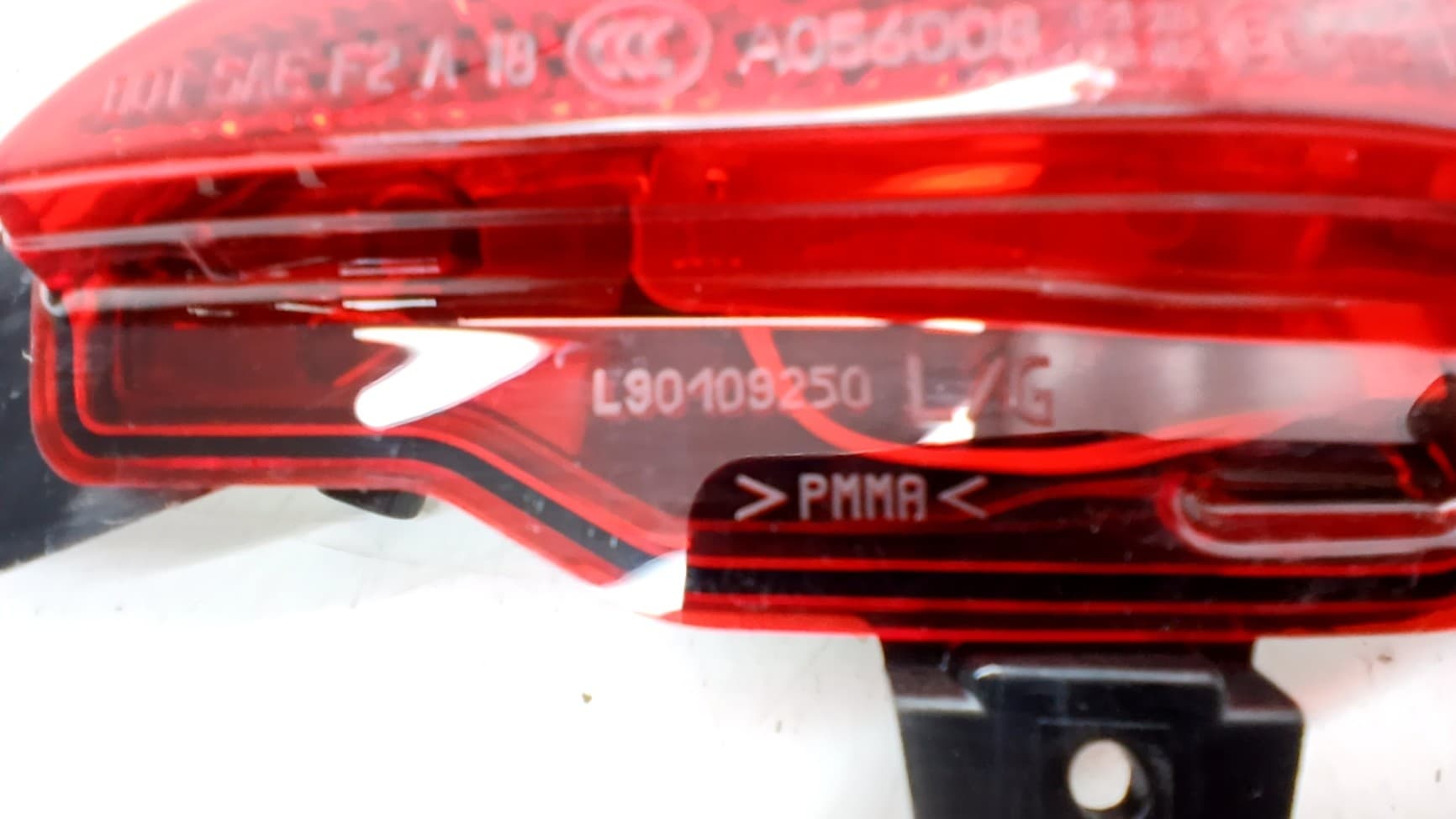 Faro antiniebla trasero izquierdo LAND ROVER RANGE ROVER 3