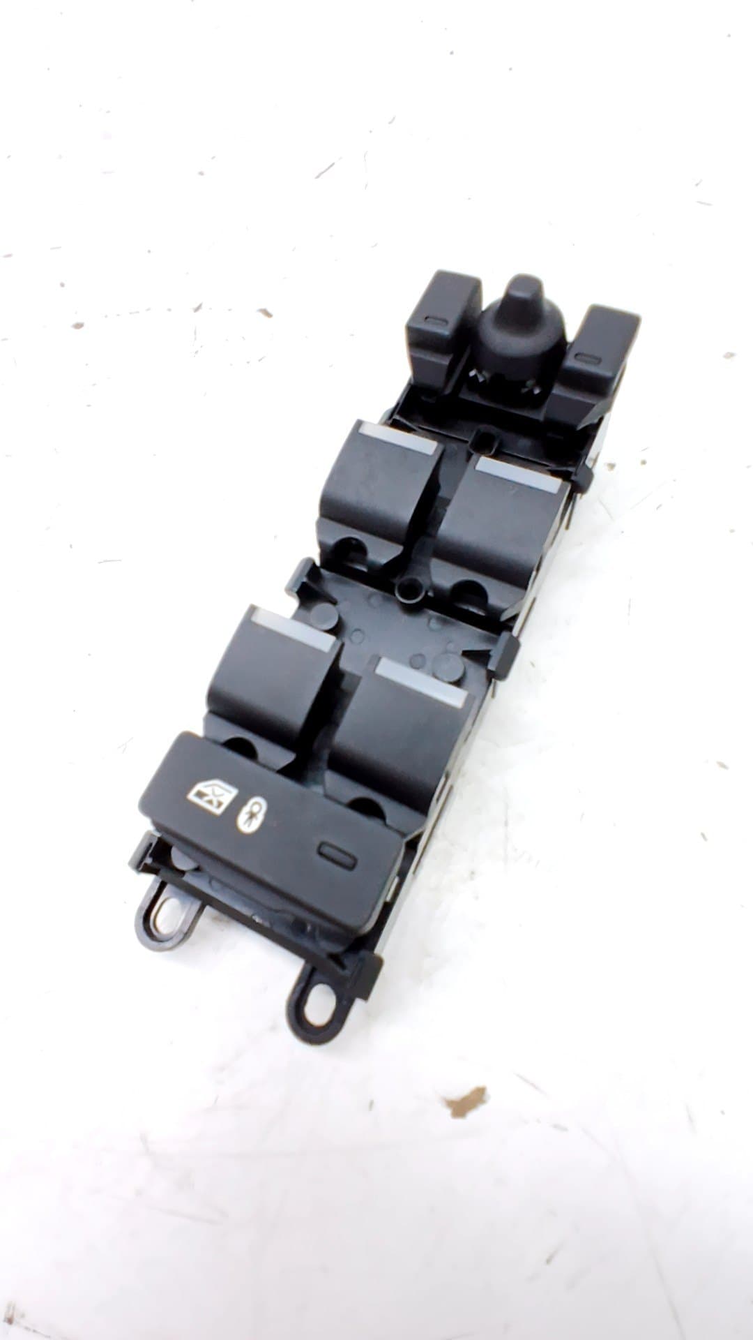 Mando elevalunas delantero izquierdo LAND ROVER RANGE ROVER