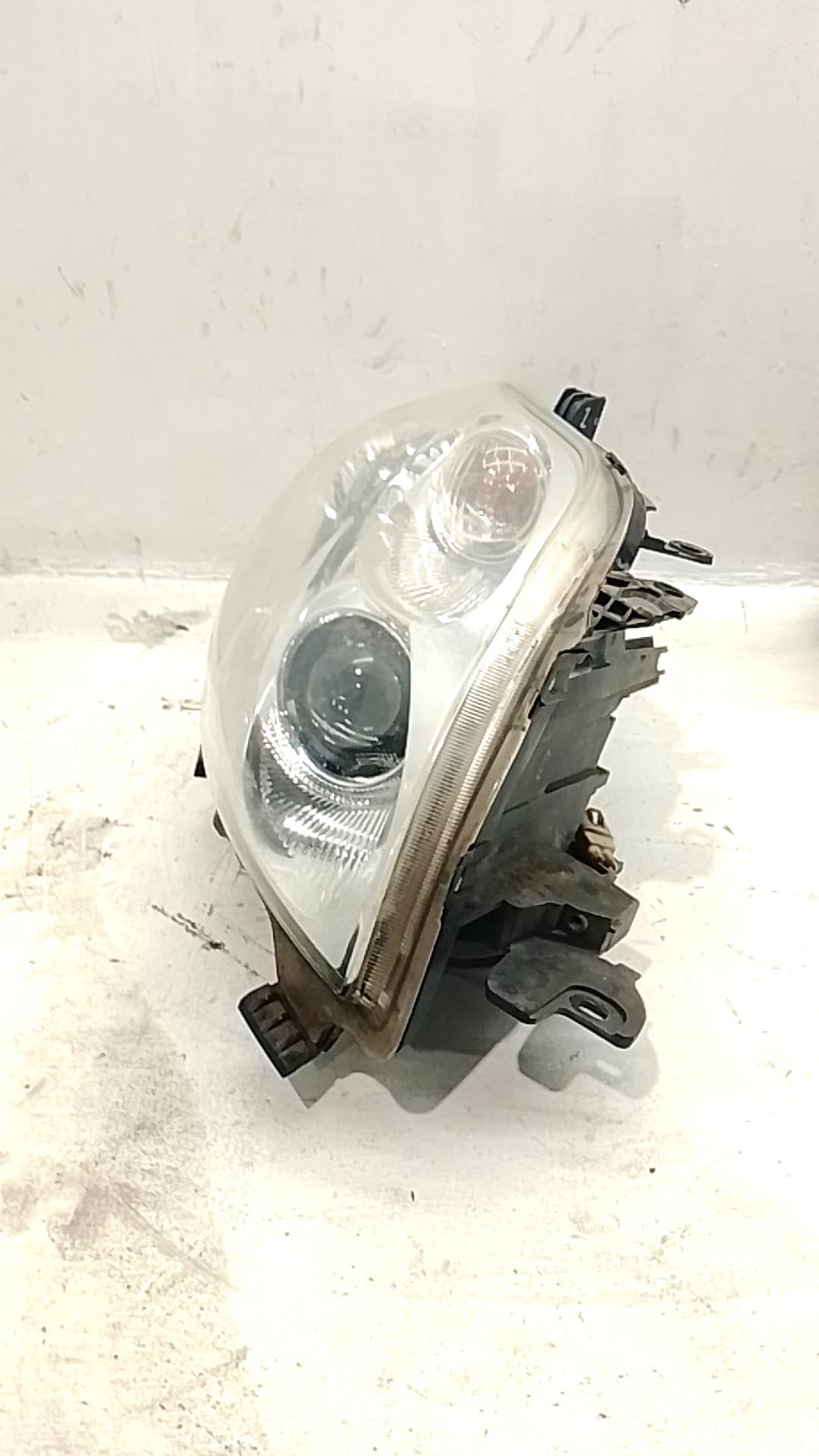 Faro derecho TOYOTA AURIS