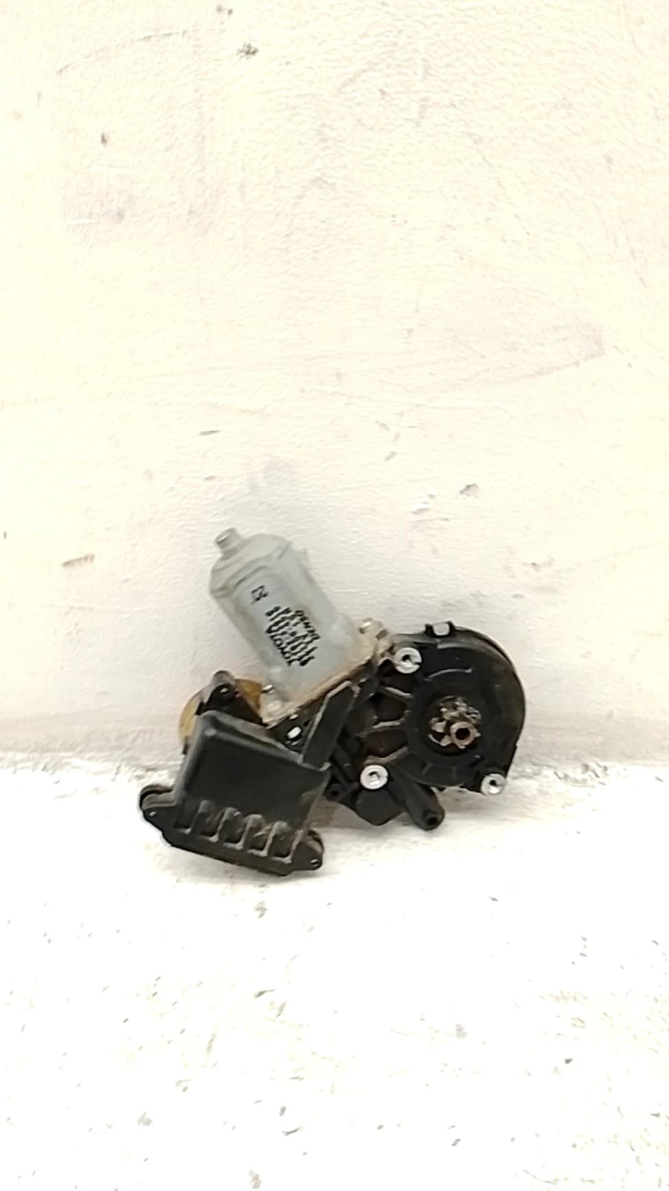 Motor elevalunas delantero izquierdo TOYOTA AURIS 2