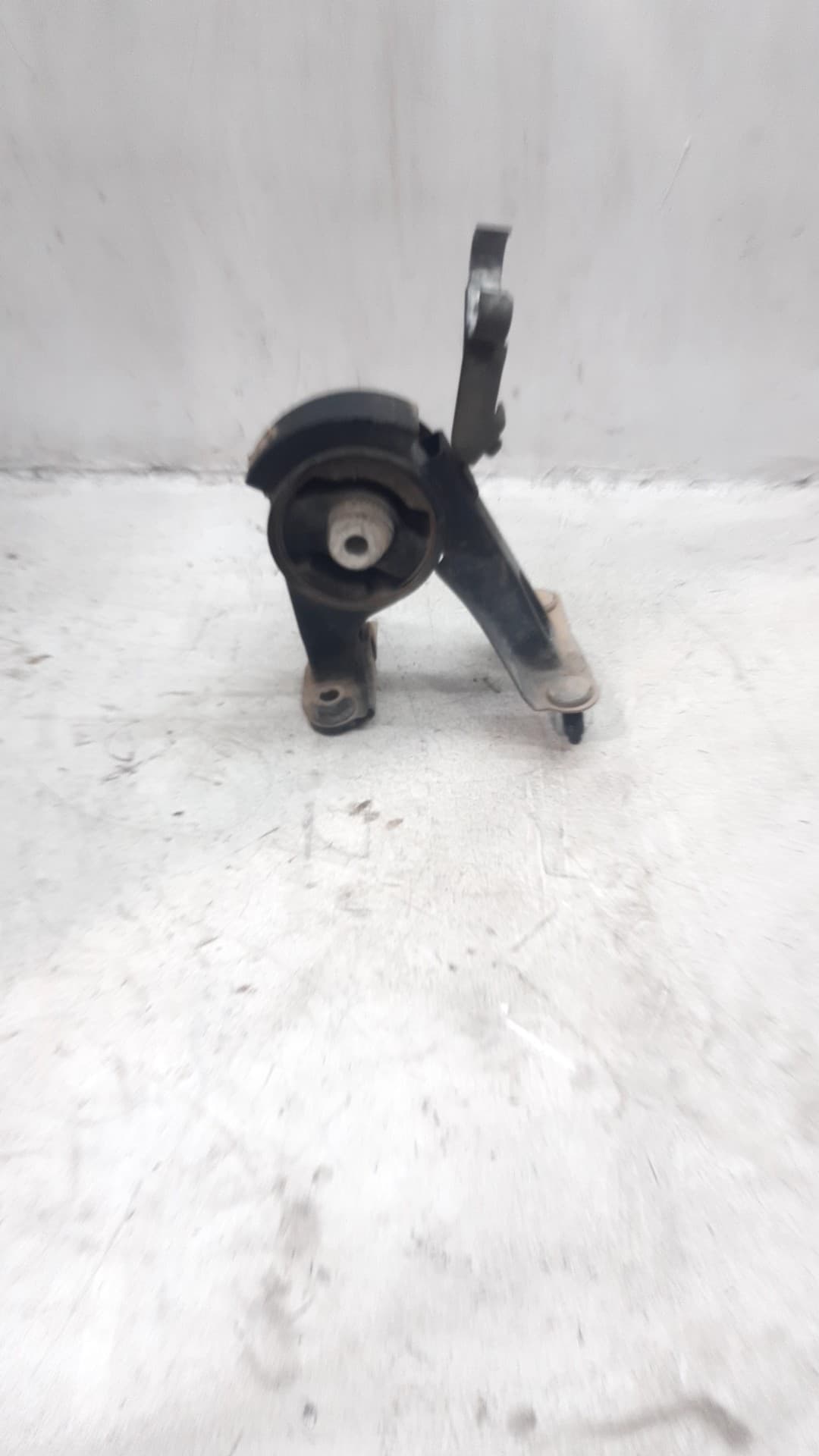 Soporte motor TOYOTA AURIS