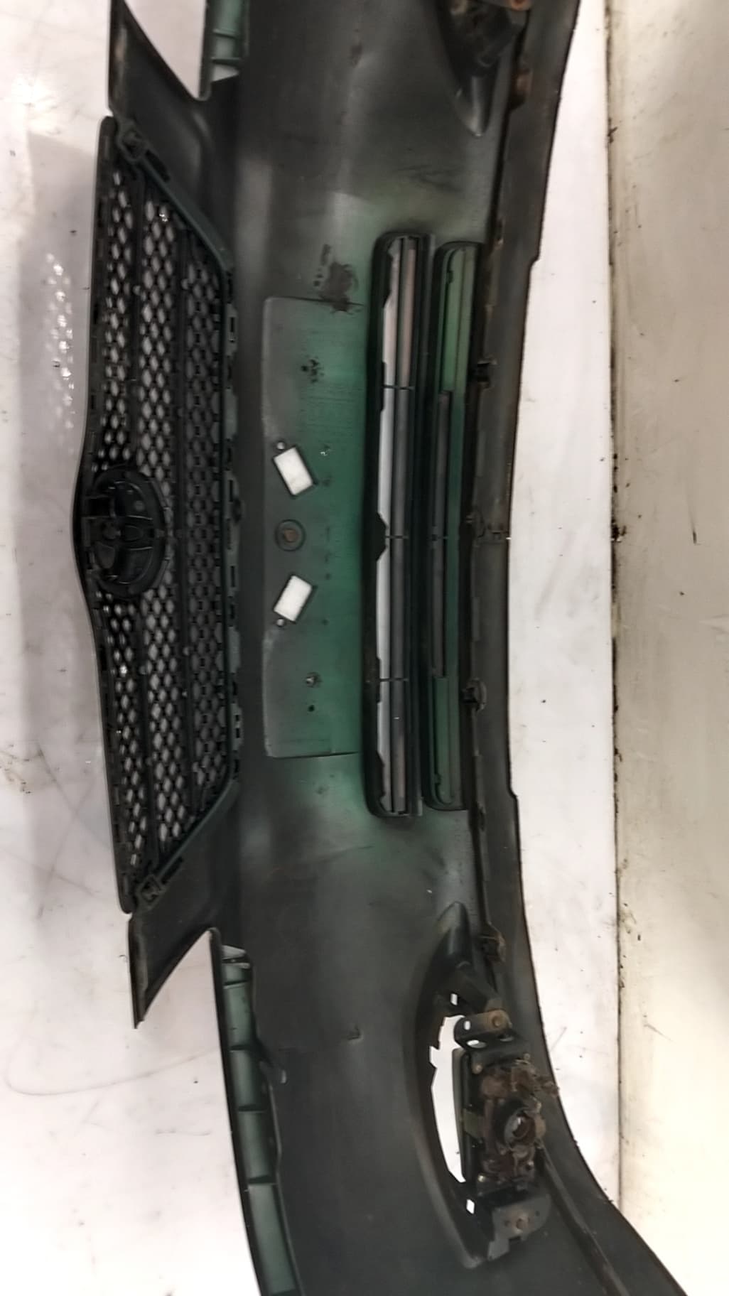 Paragolpes delantero TOYOTA COROLLA (E12) 4