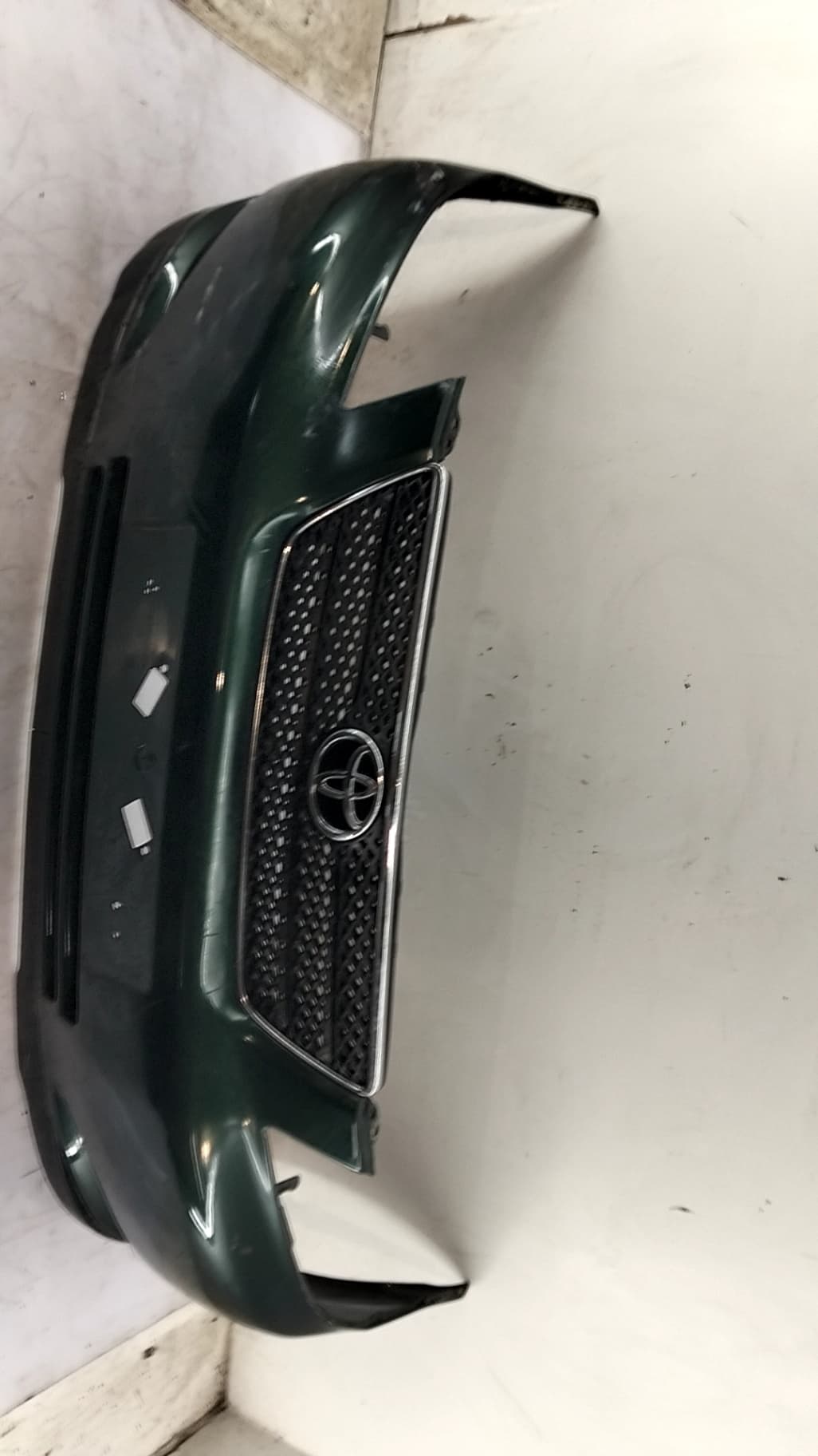 Paragolpes delantero TOYOTA COROLLA (E12) 3