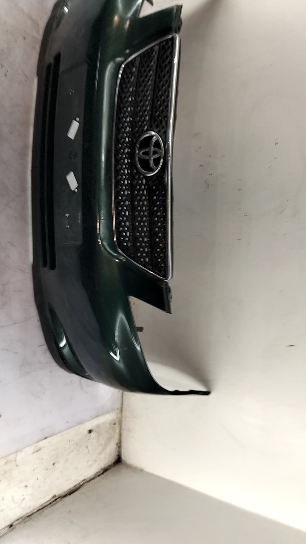 Paragolpes delantero TOYOTA COROLLA (E12) 2