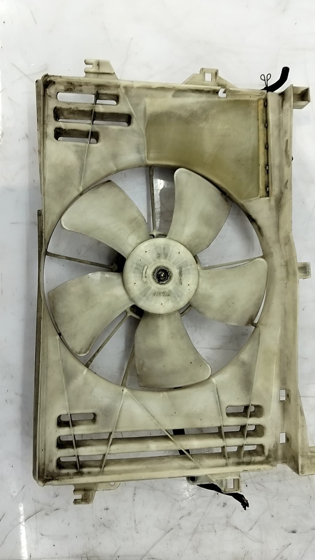 Electroventilador TOYOTA COROLLA (E12)