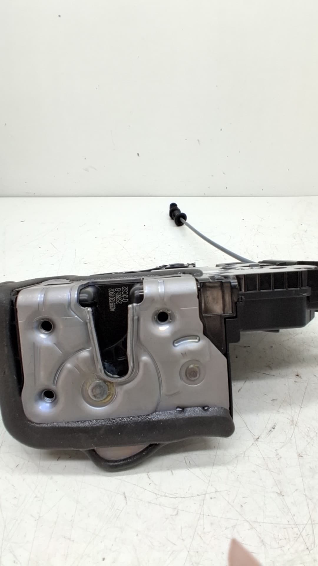Cerradura puerta delantera izquierda MERCEDES-BENZ A-CLASS