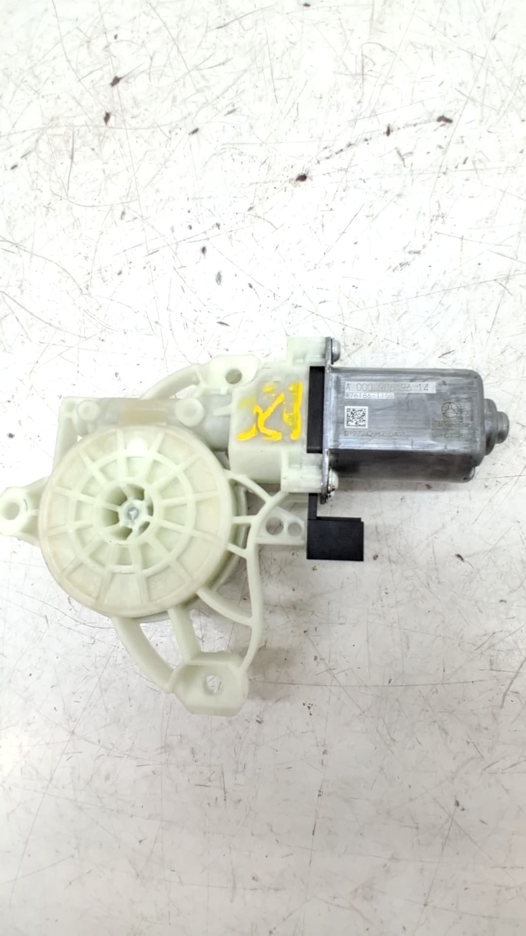 Motor elevalunas delantero izquierdo MERCEDES-BENZ A-CLASS