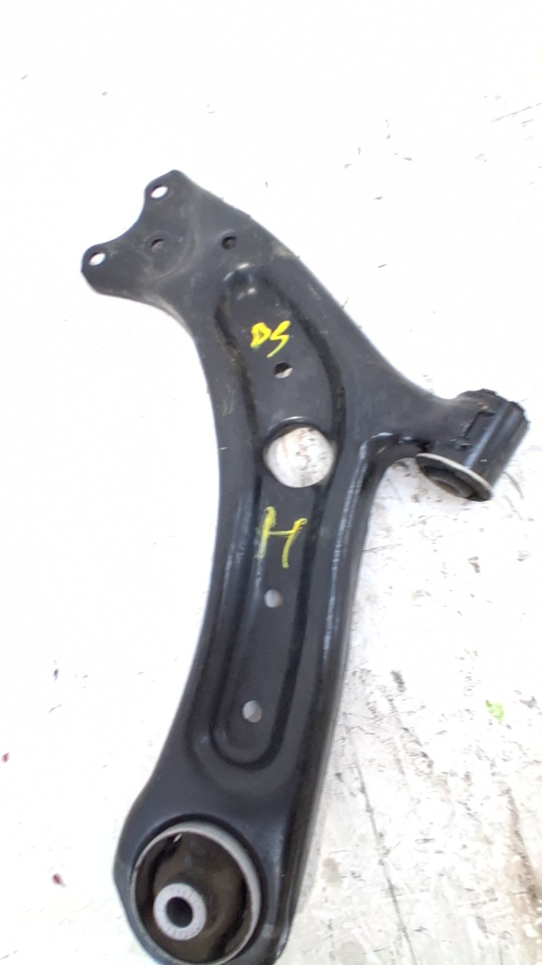Brazo suspension inferior delantero izquierdo MG EHS