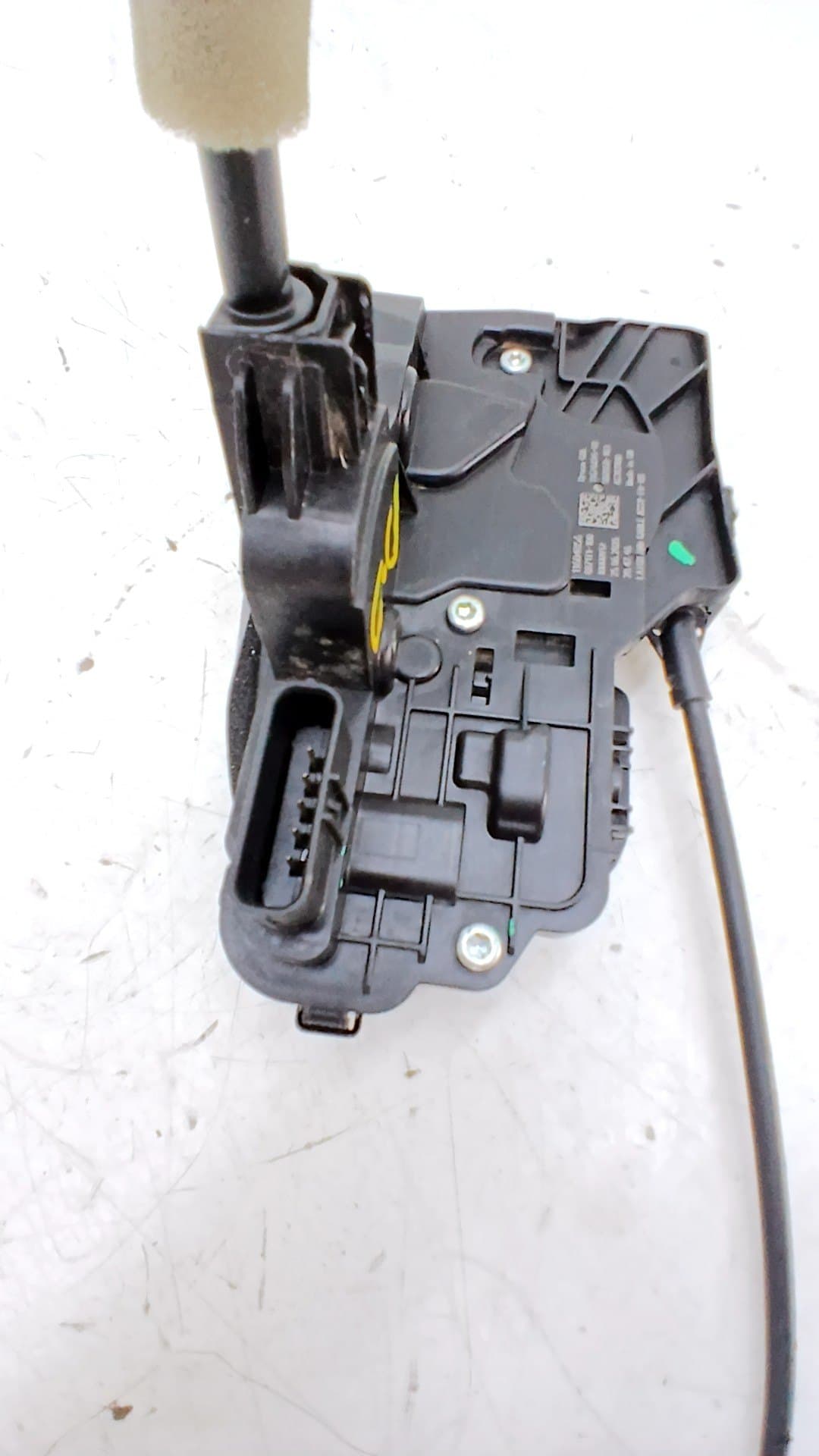 Cerradura puerta delantera derecha MG EHS 3
