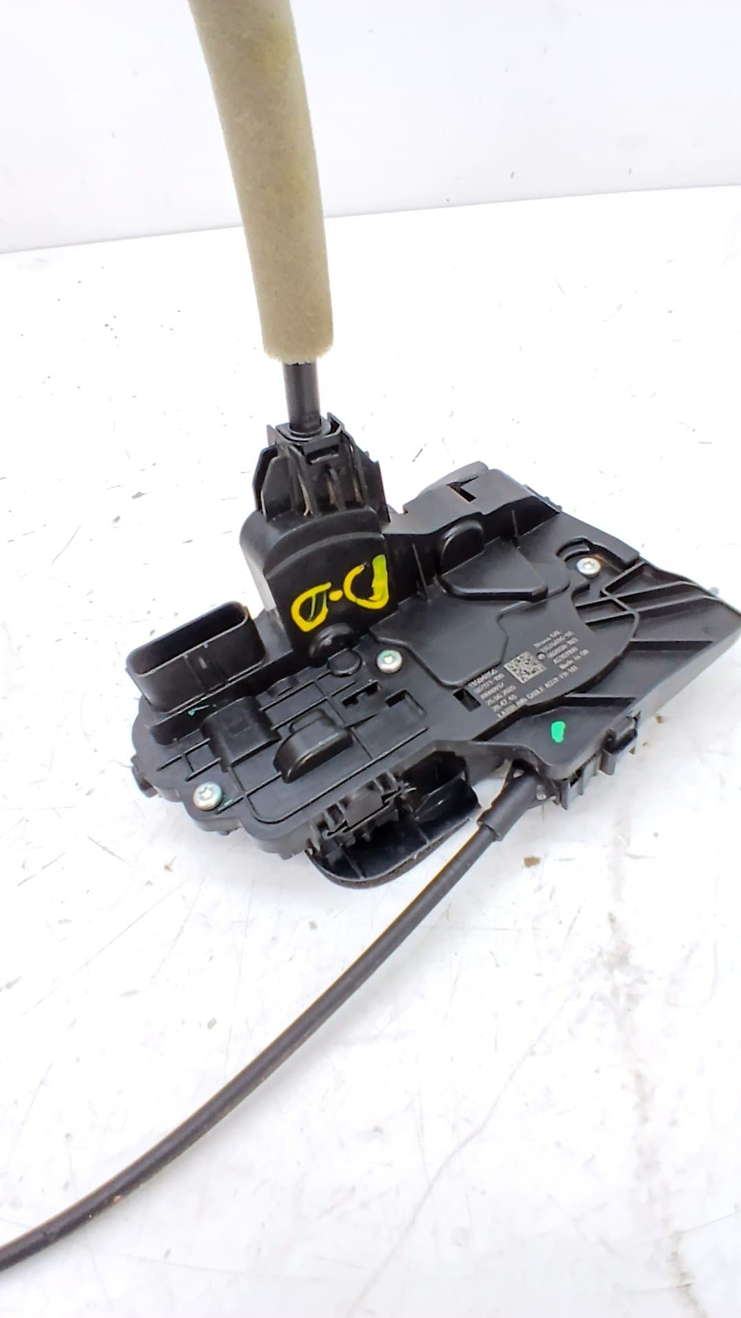 Cerradura puerta delantera derecha MG EHS 2