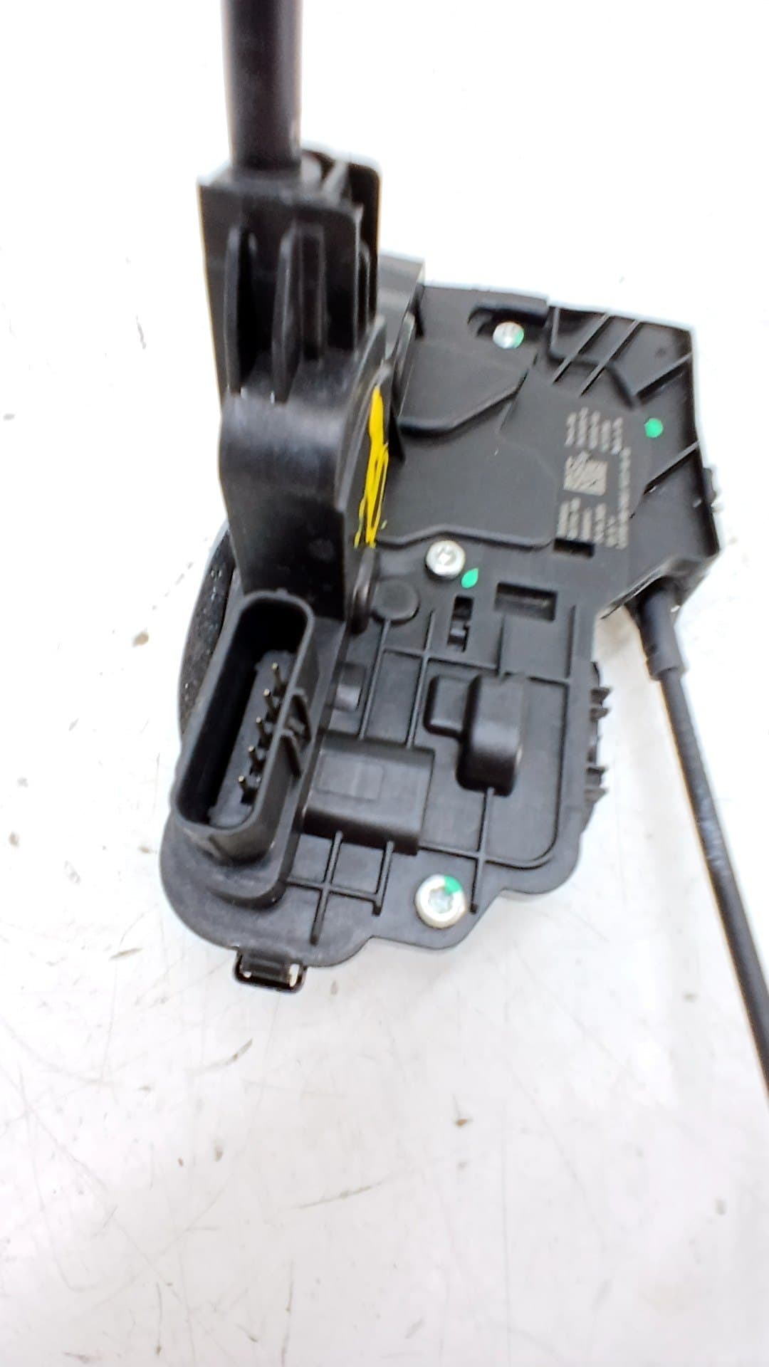 Cerradura puerta trasera derecha MG EHS 3